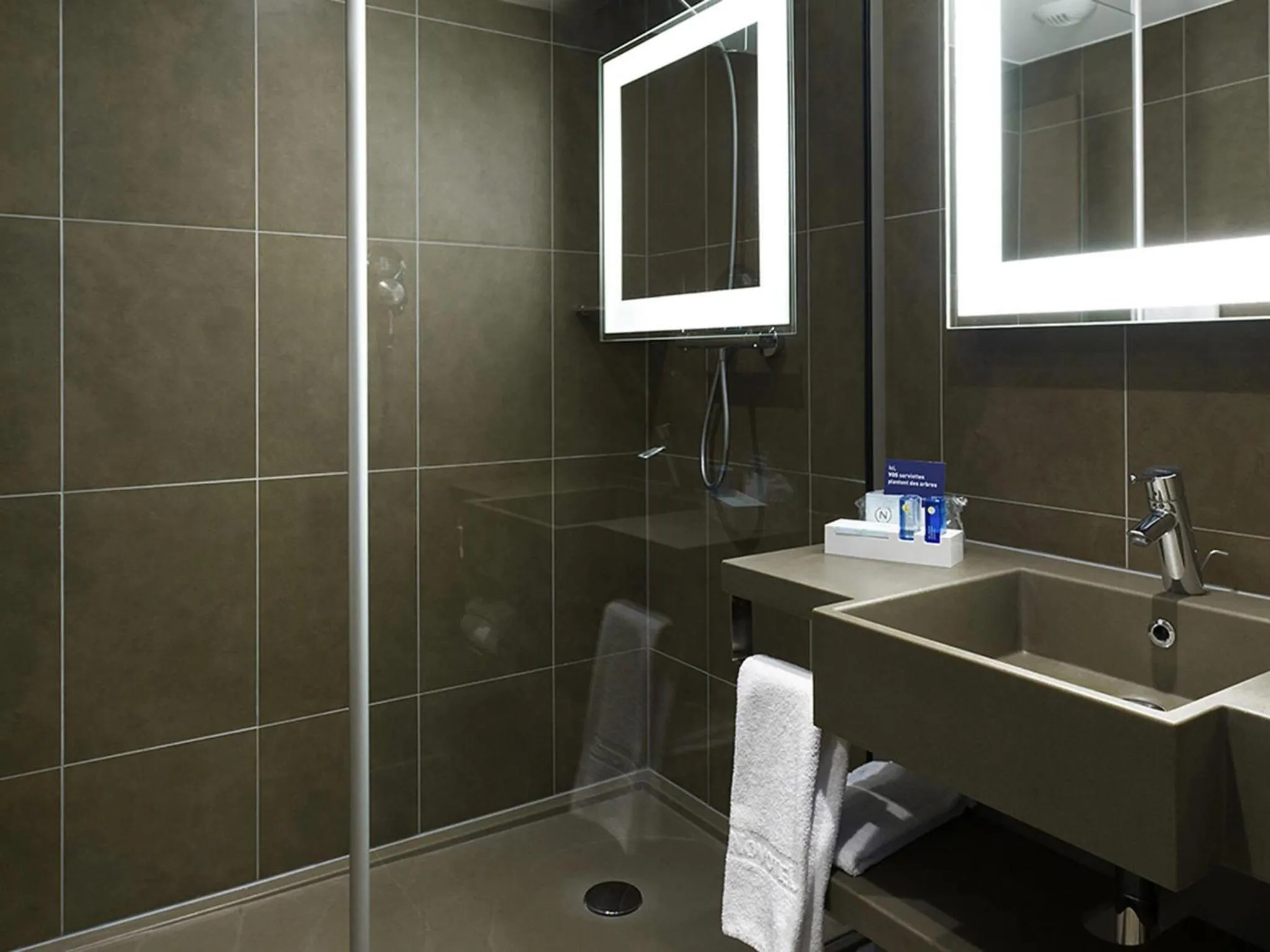 Bedroom in Novotel Brussels City Centre