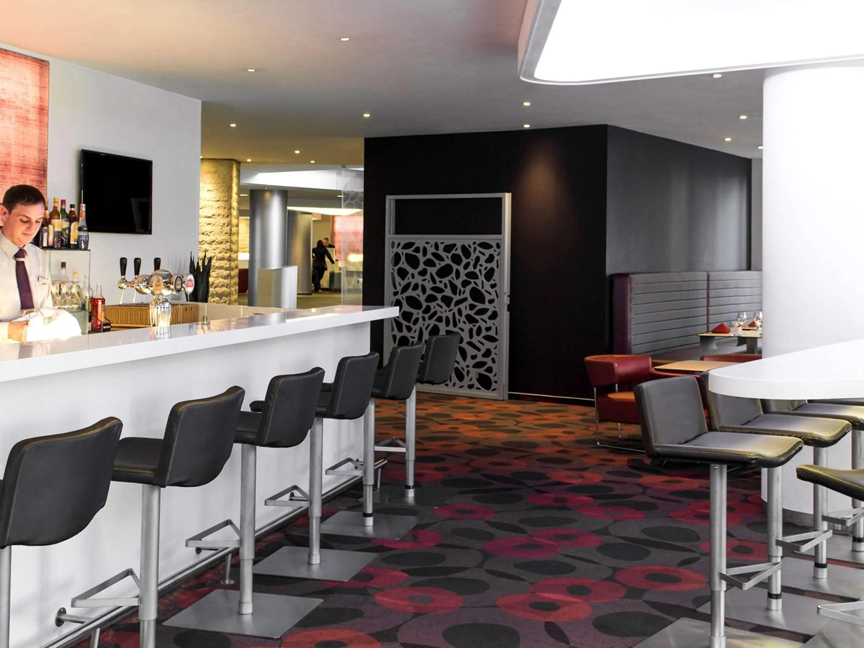 Lounge or bar in Novotel Brussels City Centre