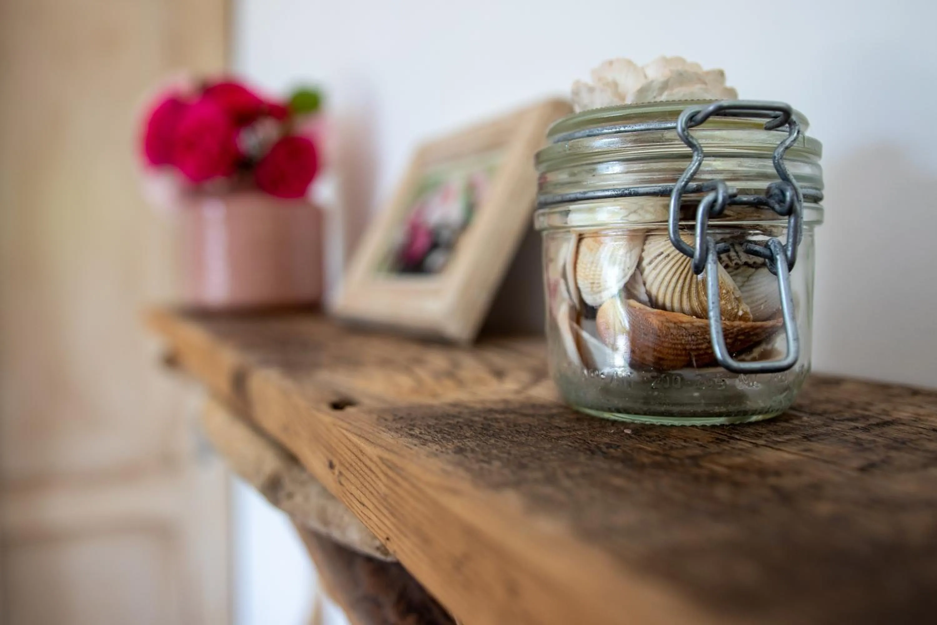 Decorative detail in Le Mazet de Tourrettes