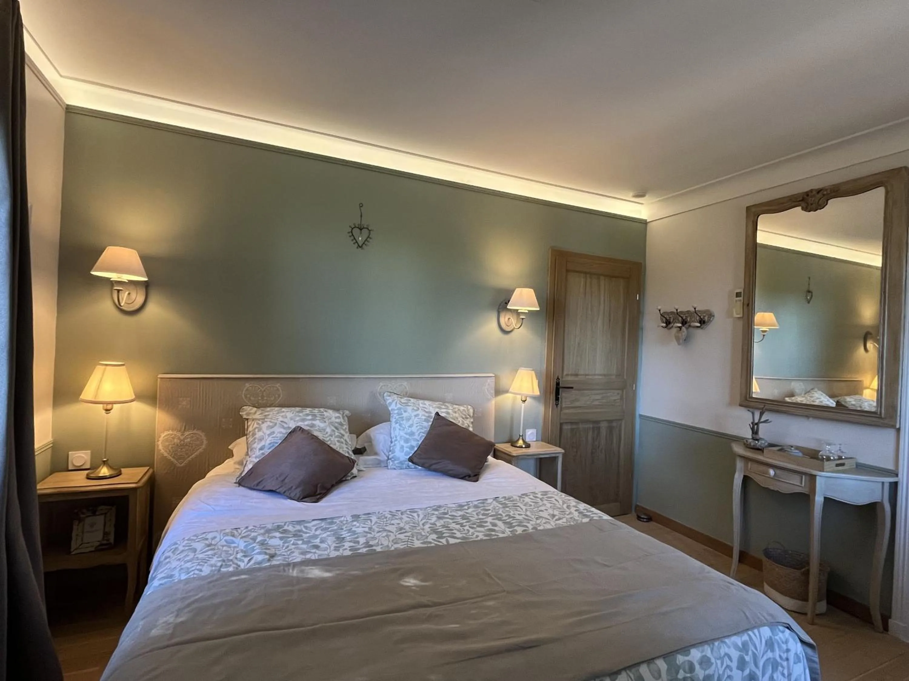 Bed in Le Mazet de Tourrettes