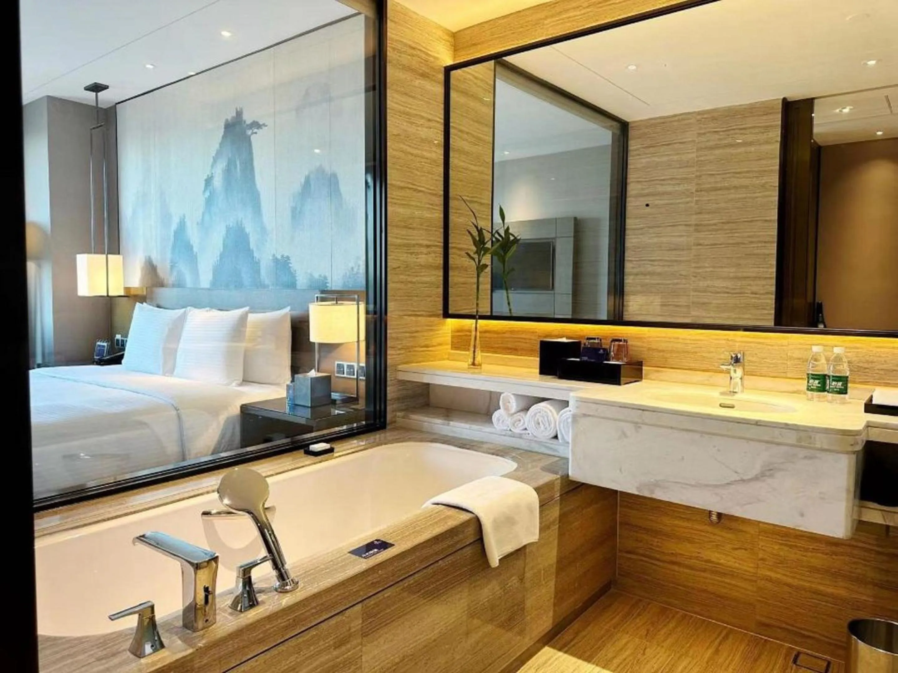 Bathroom, Bed in Wanda Realm Shangrao