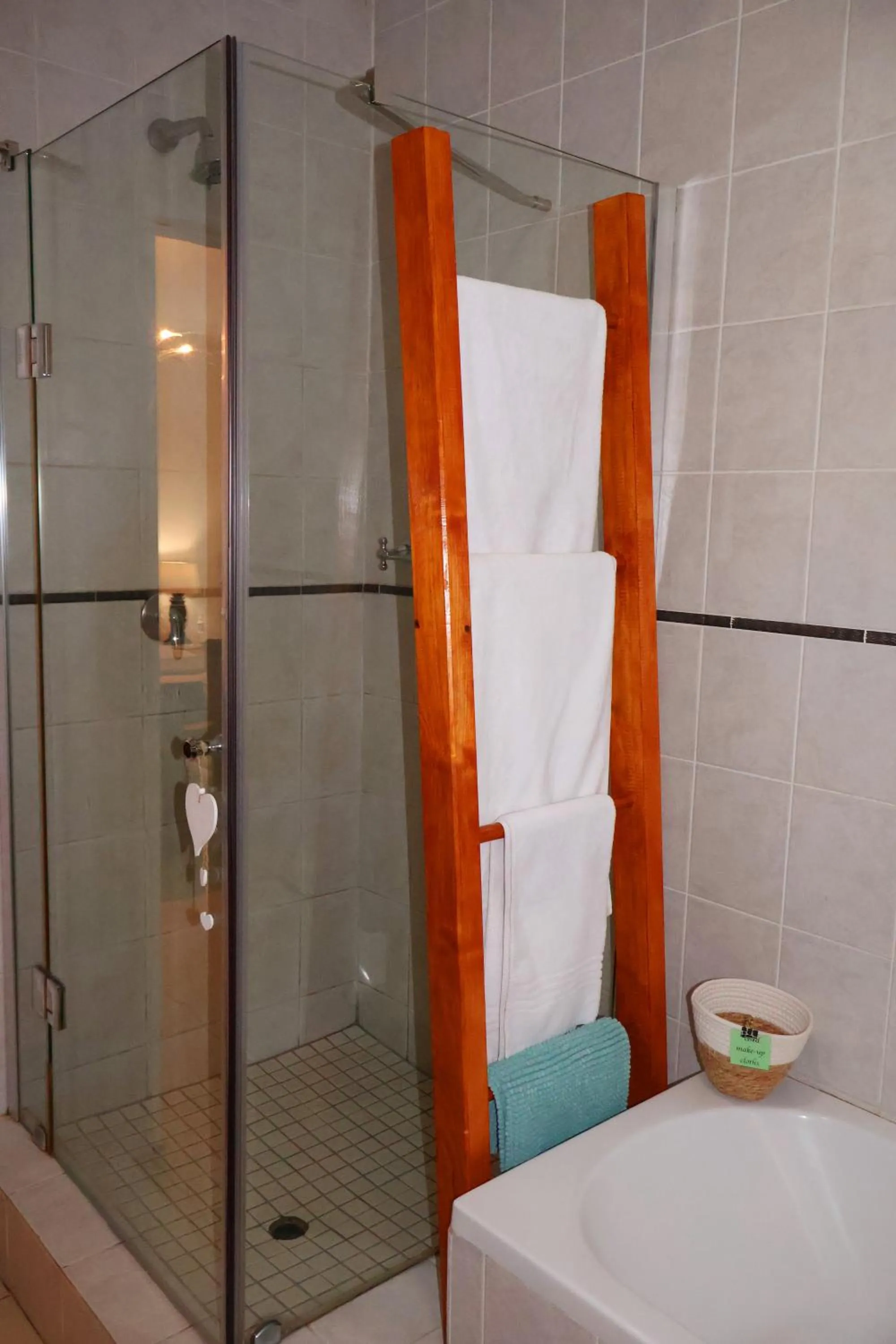 Bathroom in The Leopard Tree