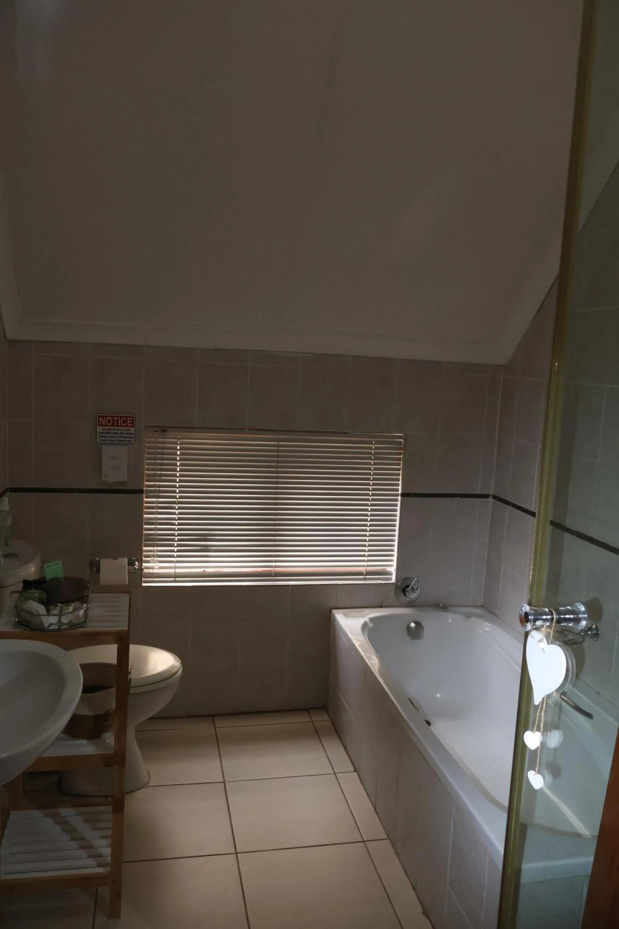 Bathroom in The Leopard Tree