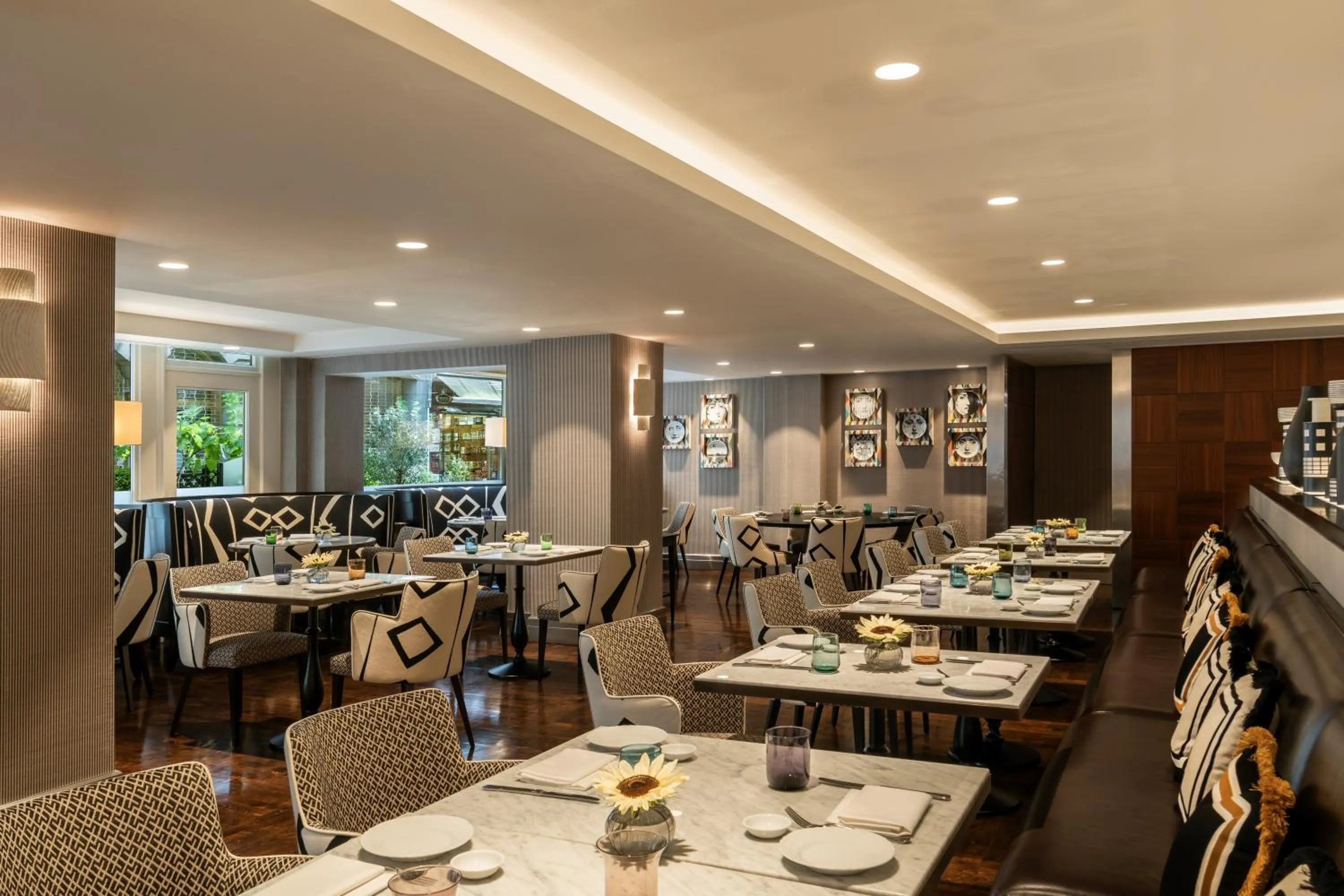 Restaurant/places to eat in Hotel Amigo, a Rocco Forte Hotel