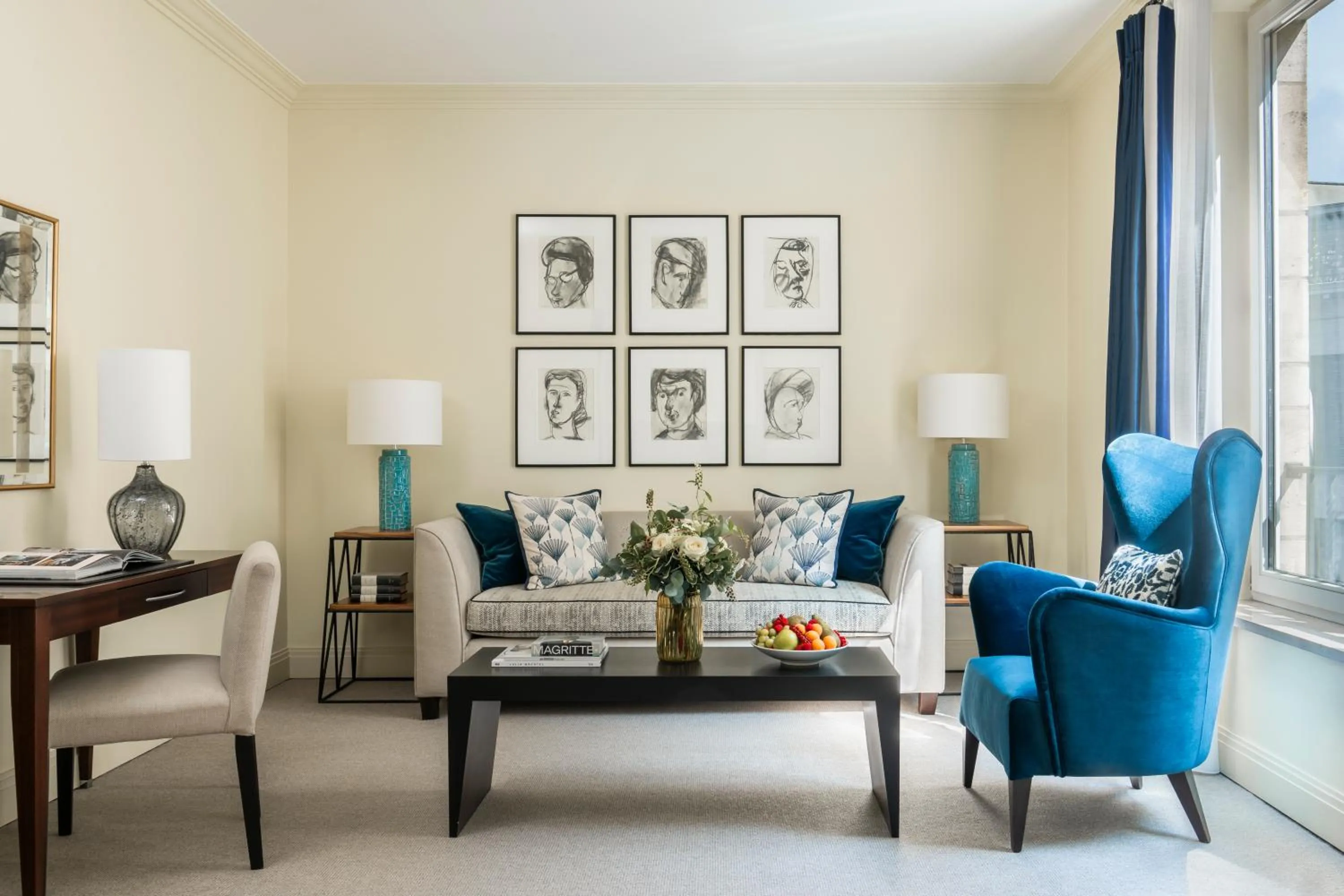 Living room in Hotel Amigo, a Rocco Forte Hotel