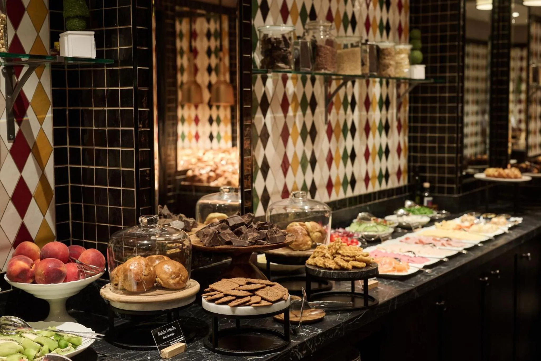 Restaurant/places to eat in Hotel Amigo, a Rocco Forte Hotel