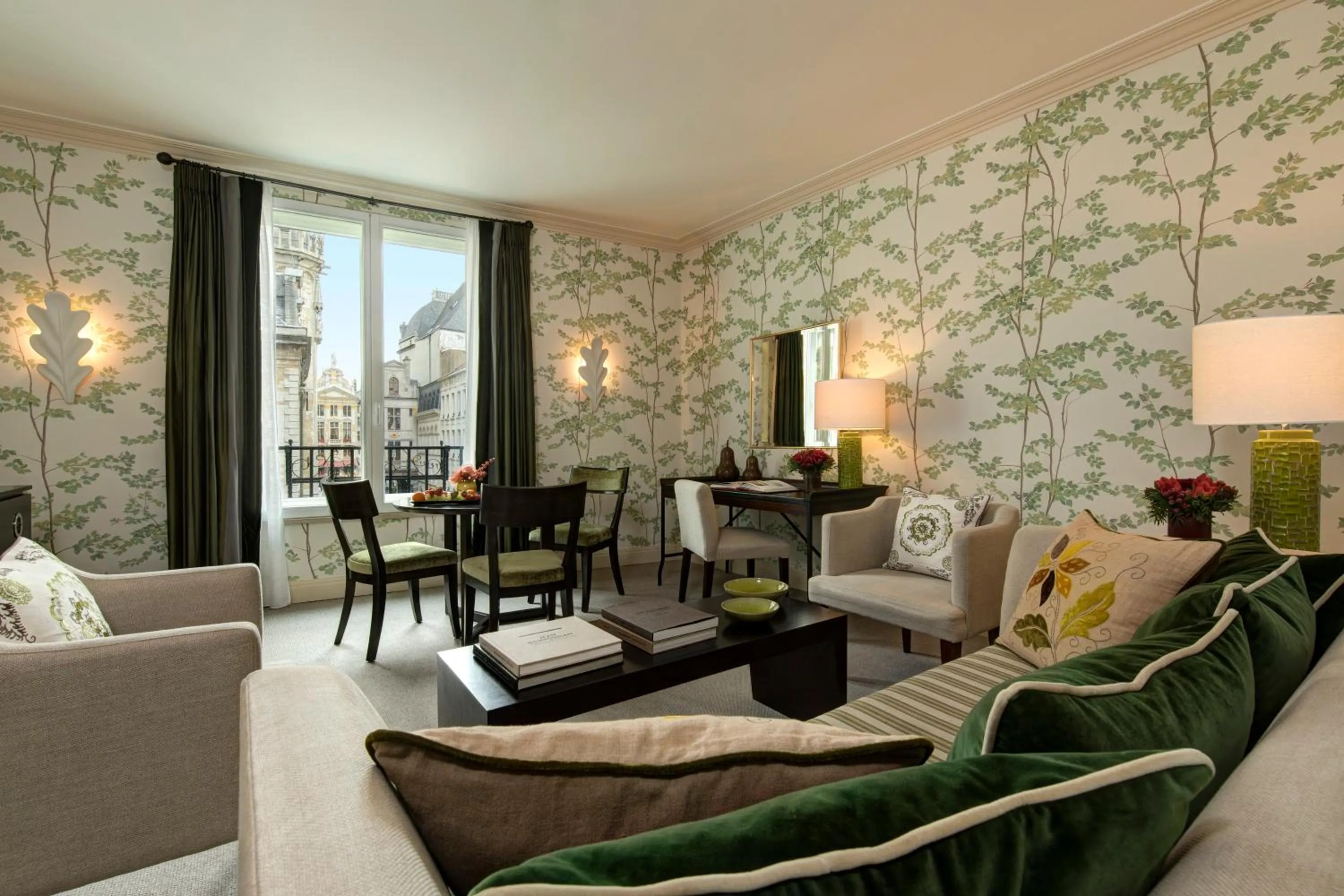 Living room in Hotel Amigo, a Rocco Forte Hotel