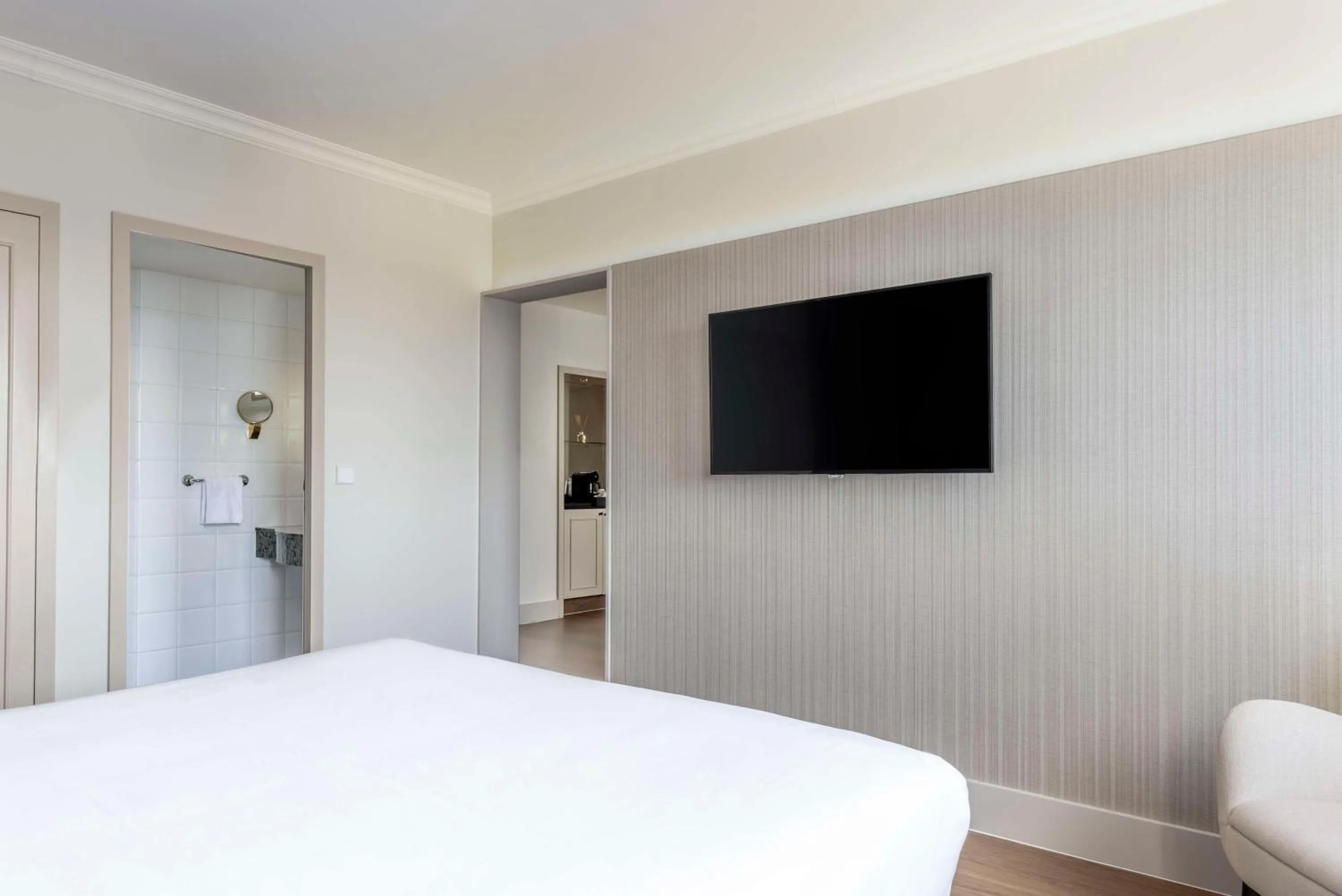 Photo of the whole room, Bed in NH Brussels Carrefour de L’Europe