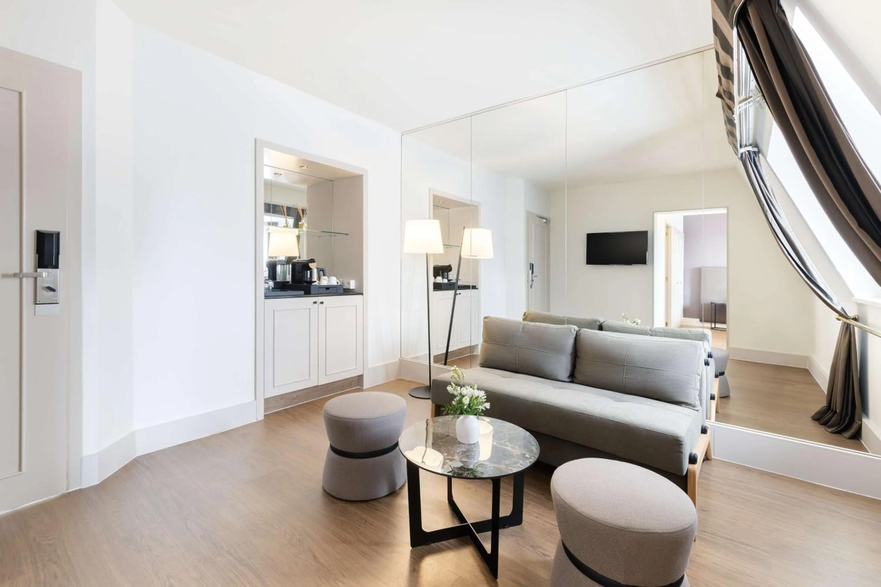 Bedroom in NH Brussels Carrefour de L’Europe