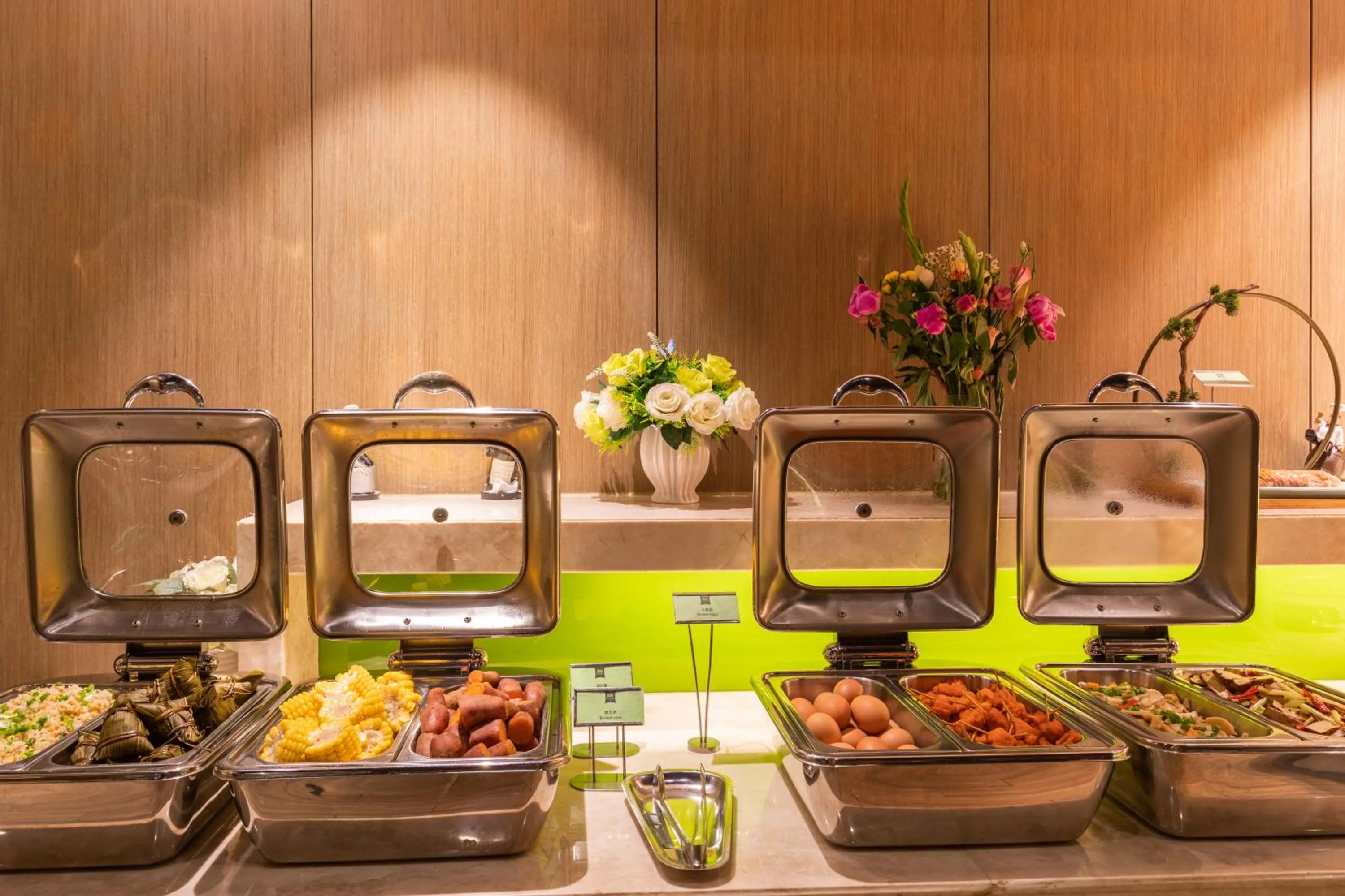 Breakfast in Ibis Styles XM Zhongshan Hotel