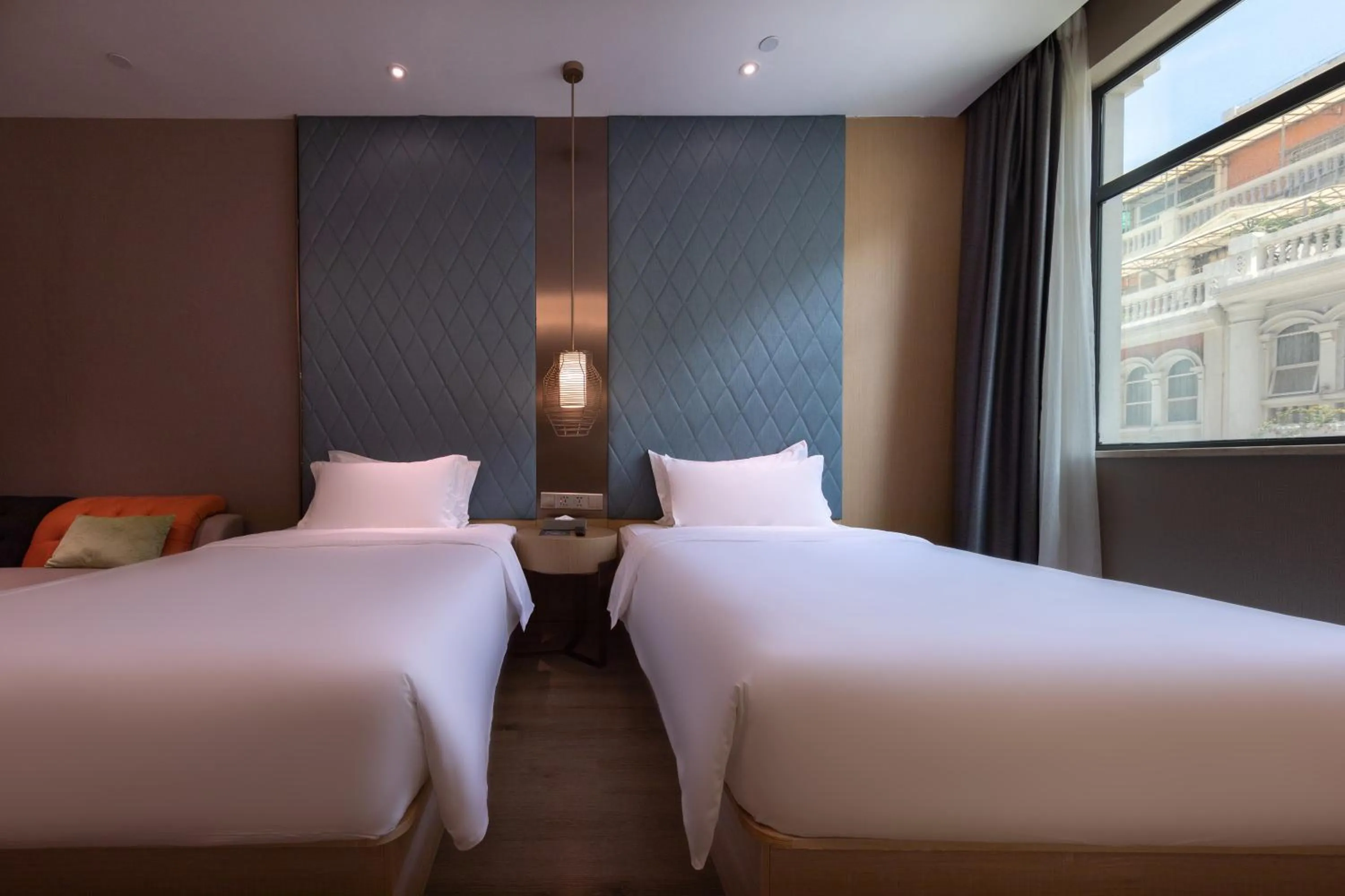 Family, Bed in Ibis Styles XM Zhongshan Hotel