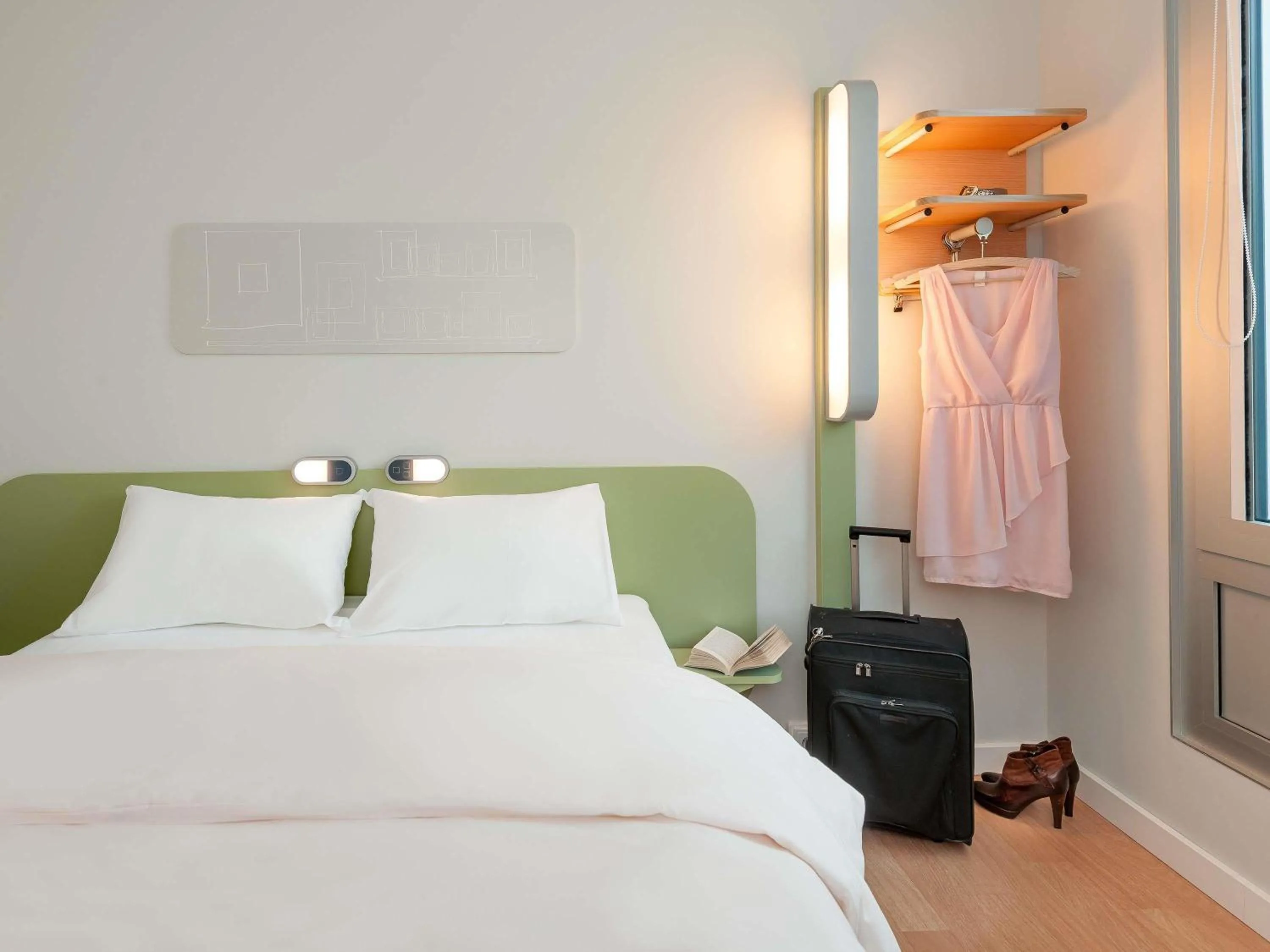 Bedroom, Bed in ibis budget Frankfurt City Ost