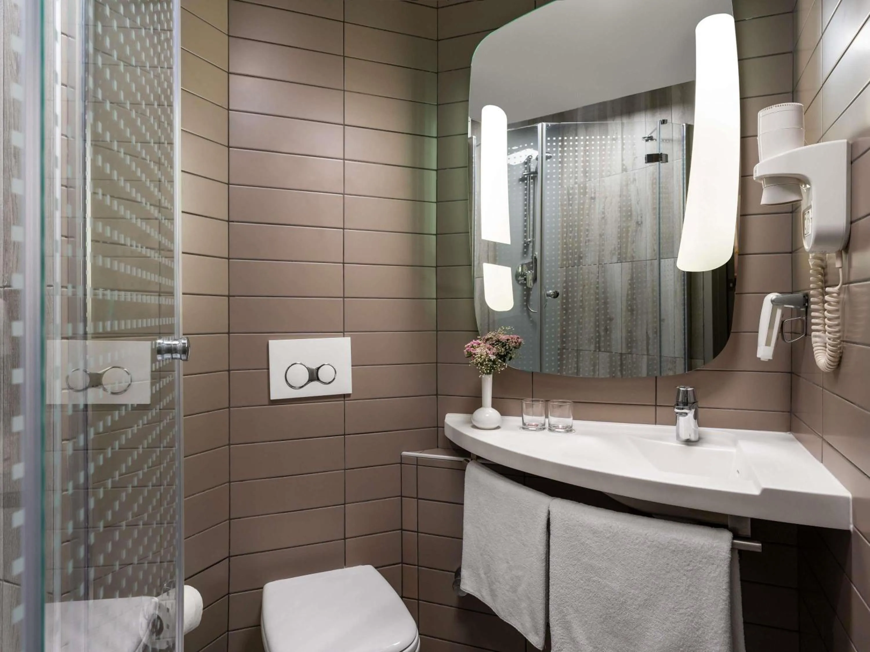 Bedroom in Ibis Istanbul Tuzla Hotel