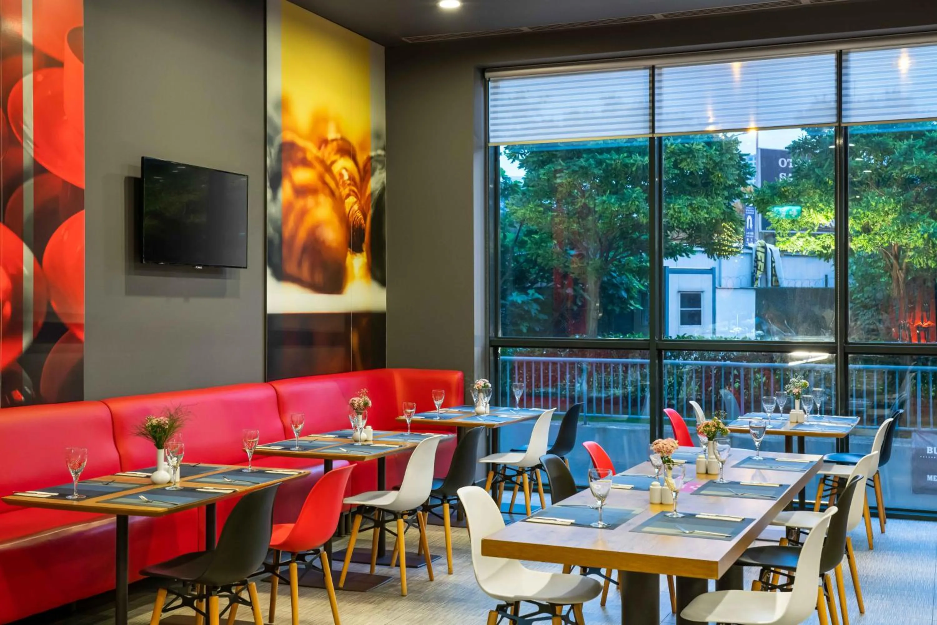 Restaurant/places to eat in Ibis Istanbul Tuzla Hotel
