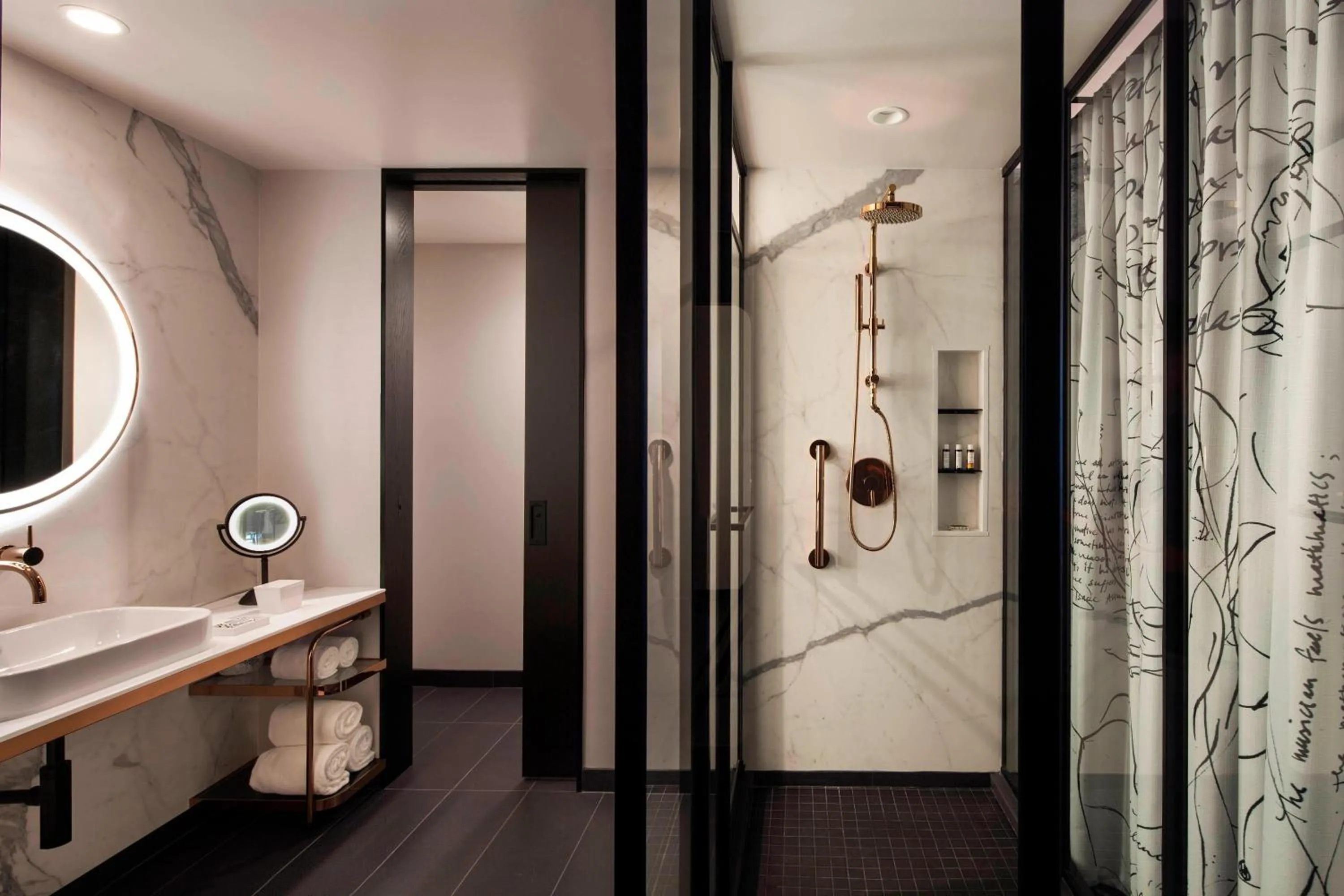 Bathroom in Hotel EMC2, Autograph Collection