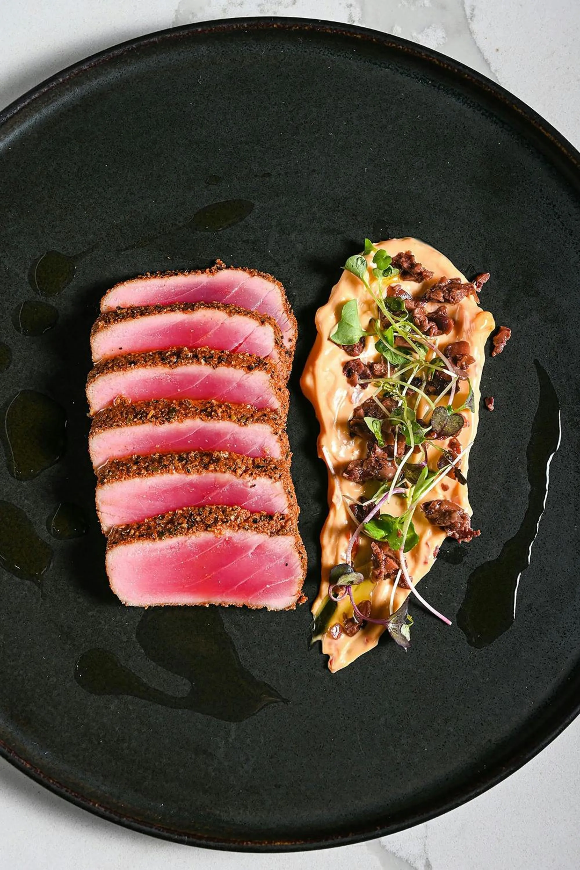 Restaurant/places to eat in Hotel EMC2, Autograph Collection