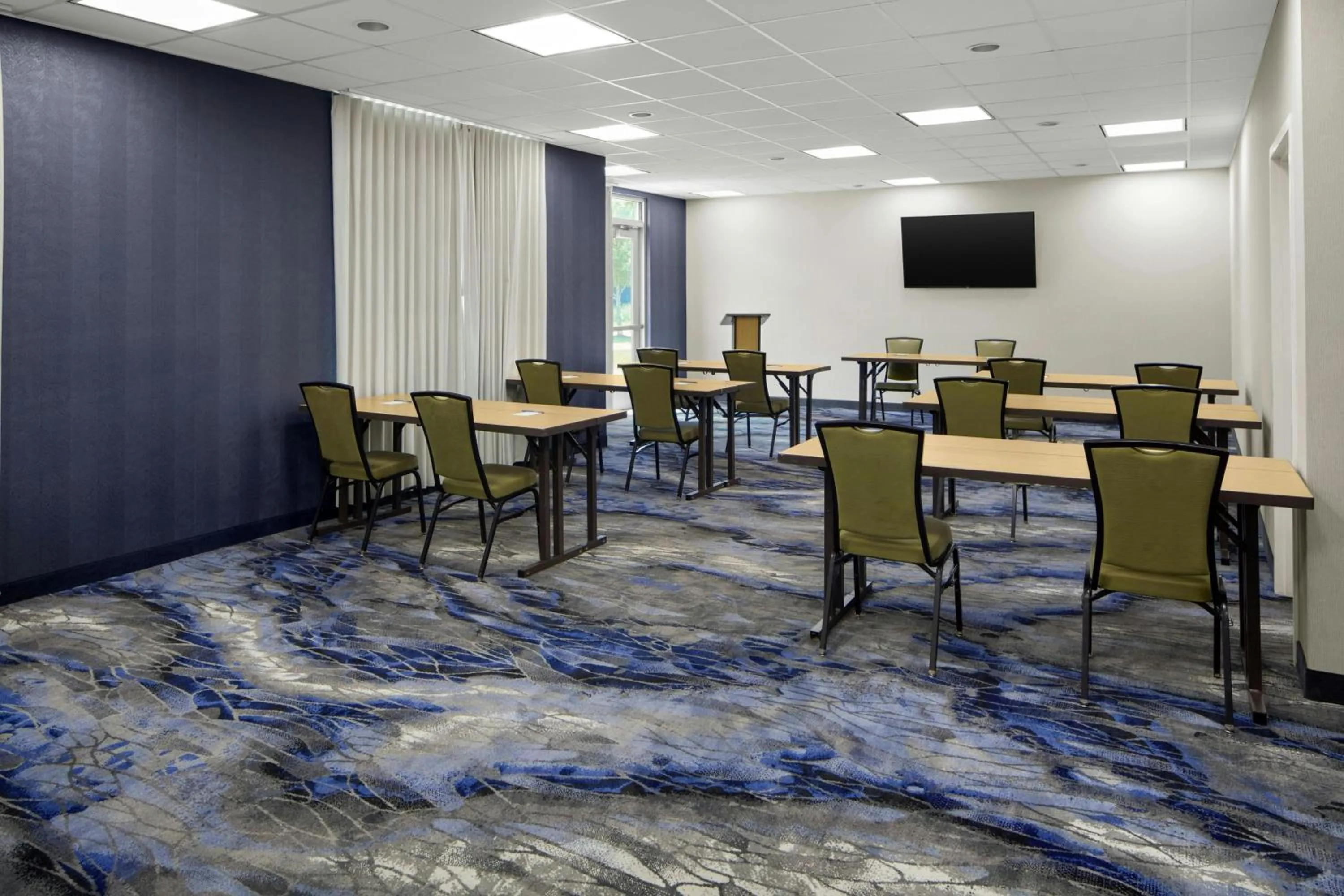 Meeting/conference room in Fairfield Inn & Suites by Marriott Richmond Ashland