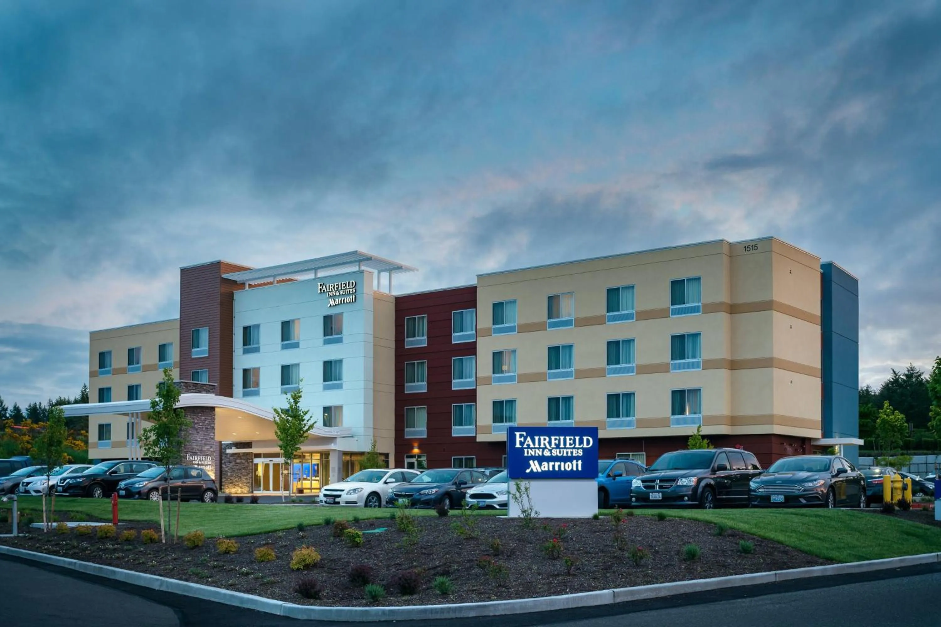 Property building in Fairfield Inn & Suites by Marriott Tacoma DuPont