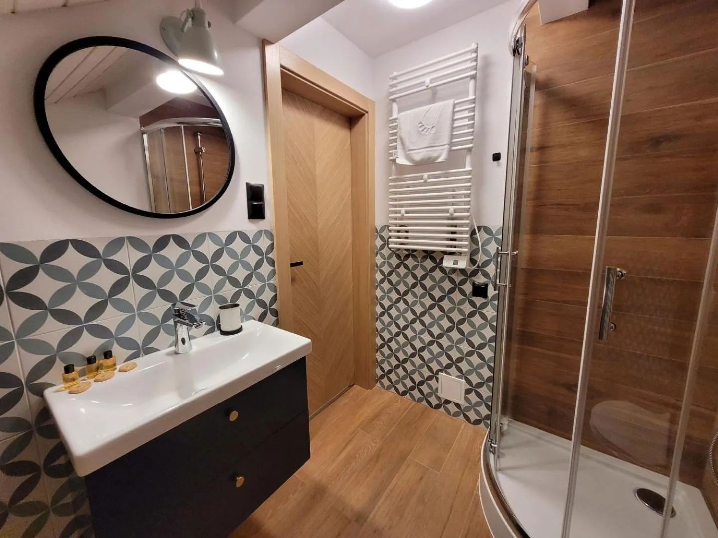 OW Krakus I - pokoje i domki