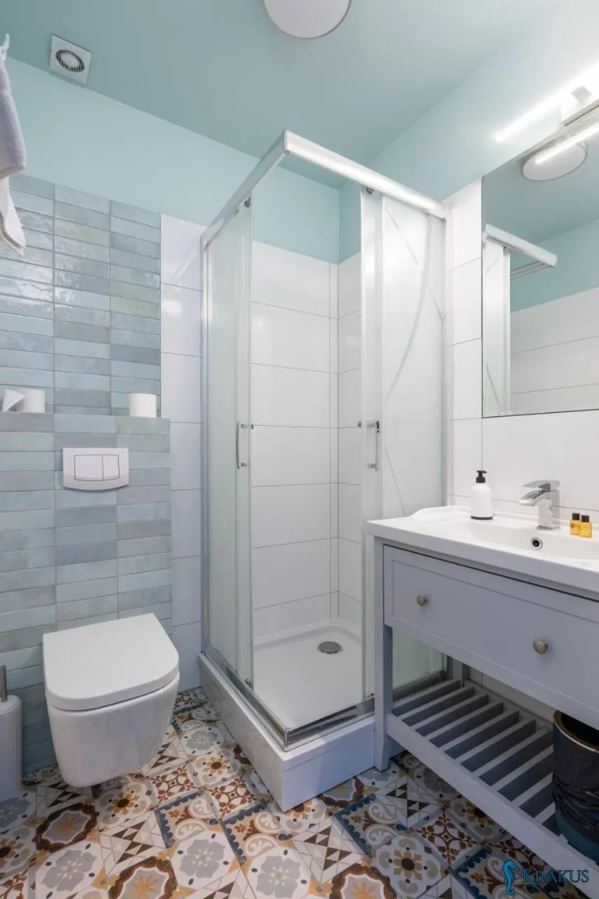 OW Krakus I - pokoje i domki