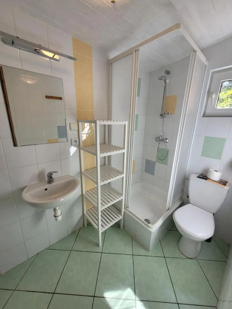 OW Krakus I - pokoje i domki