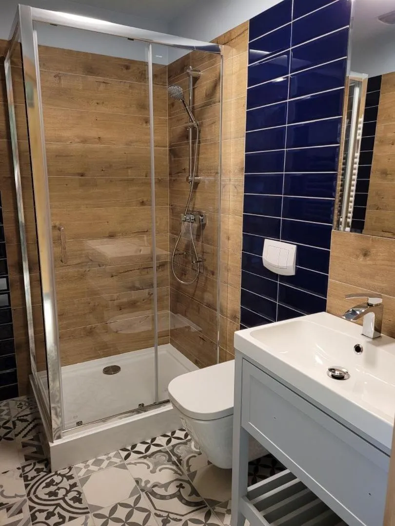 OW Krakus I - pokoje i domki