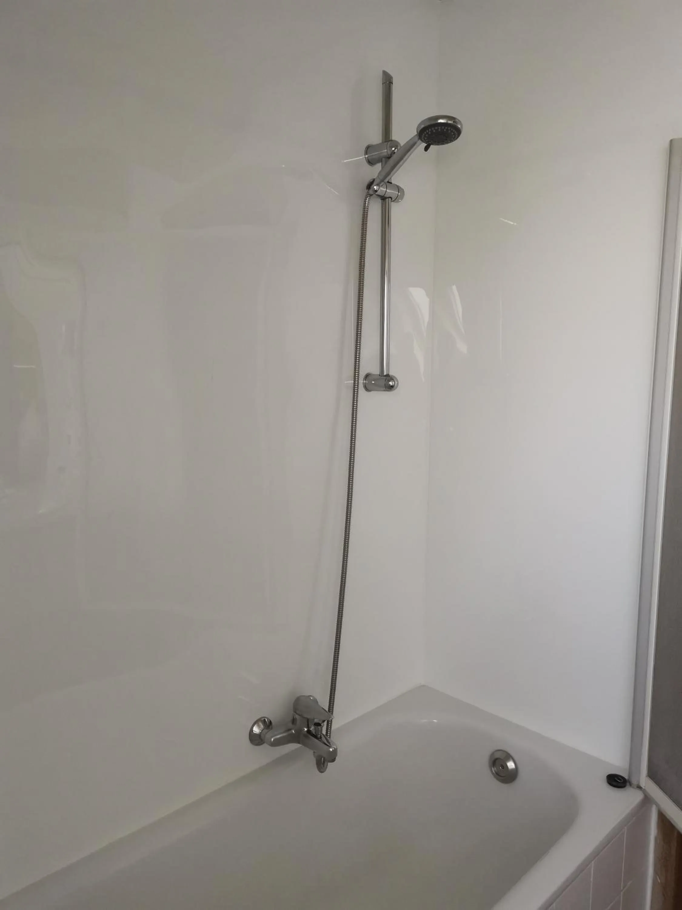 Bathroom in Hotel Albert II Oostende