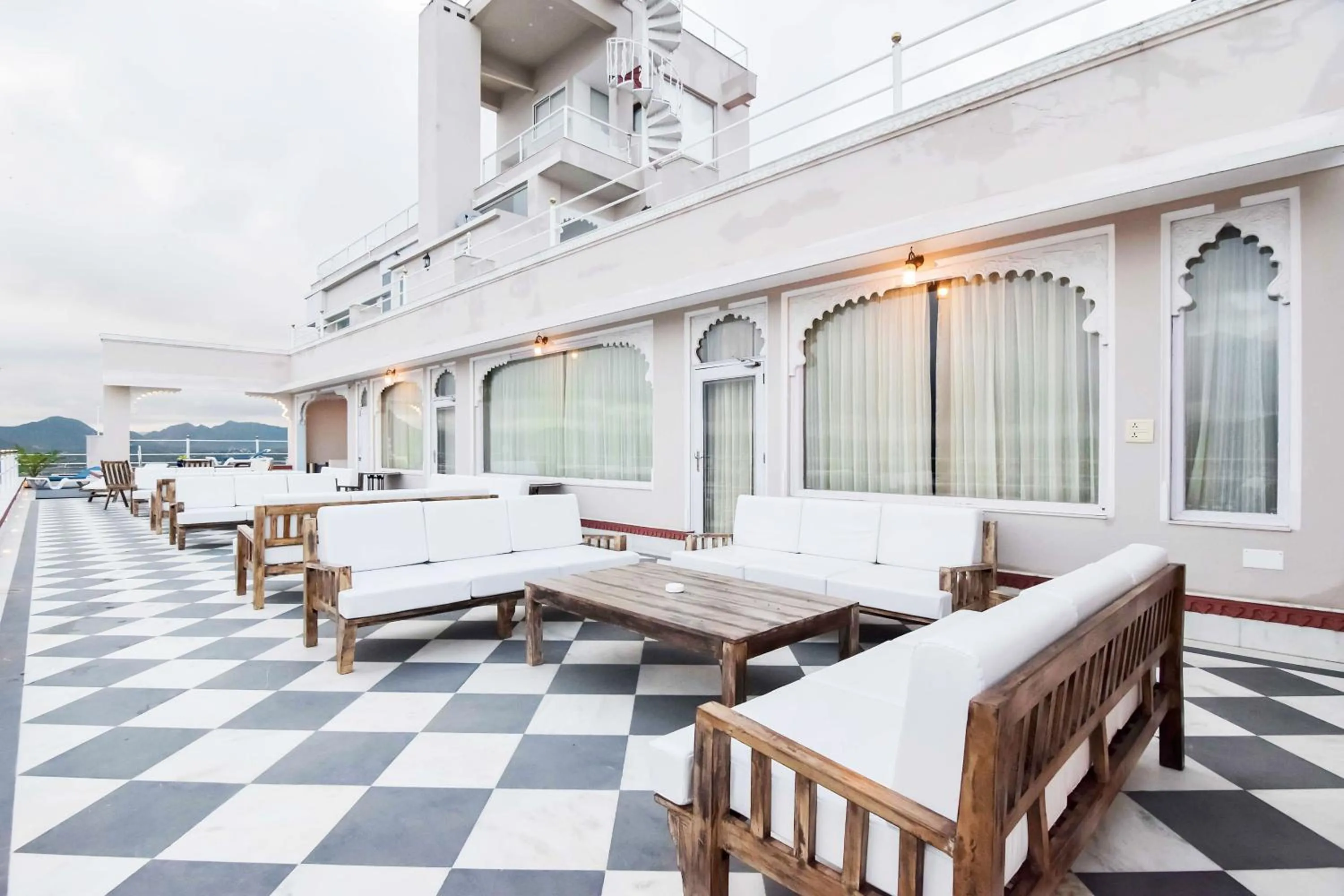 Patio in Hotel Raj Kuber