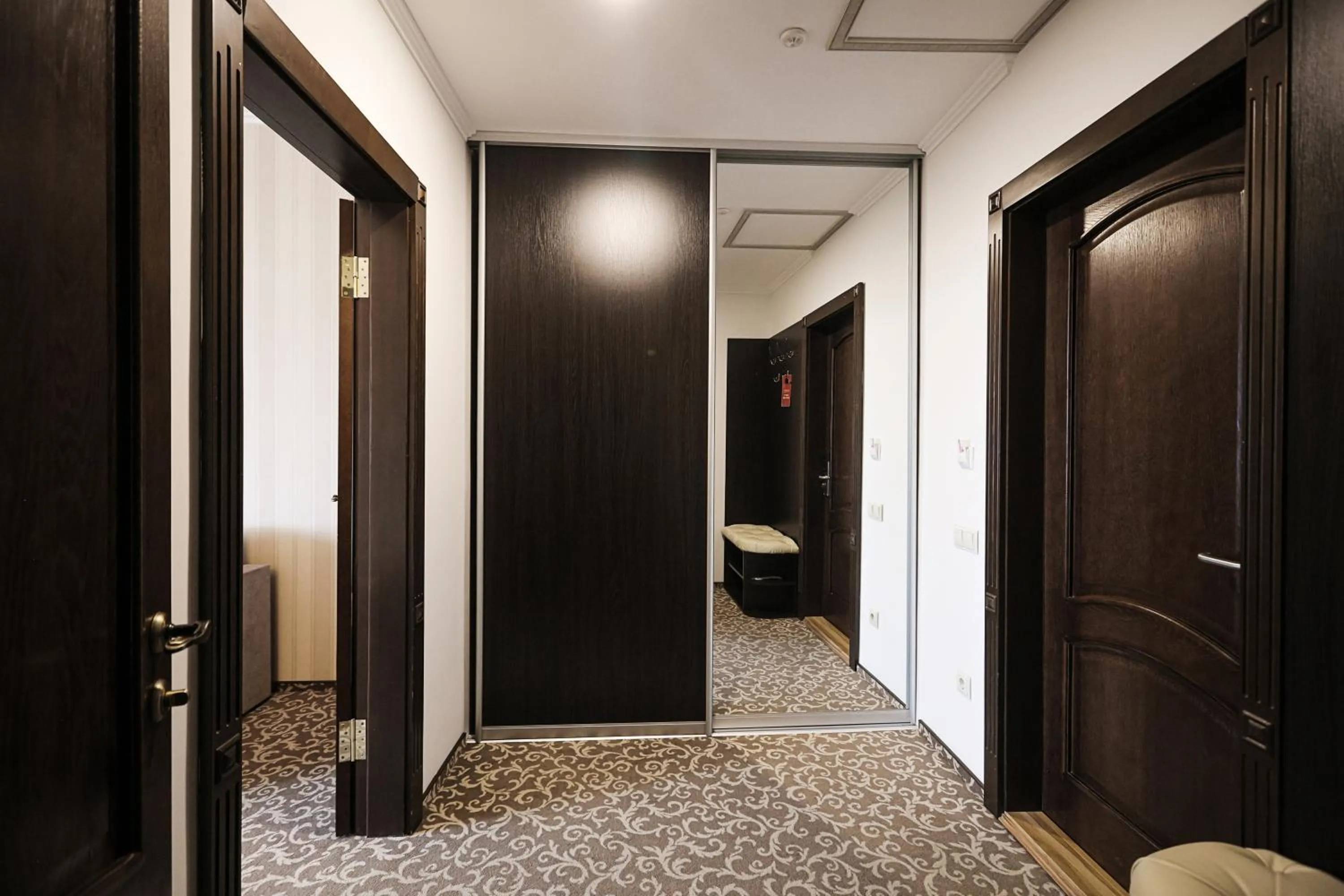 Photo of the whole room in Ferdinand