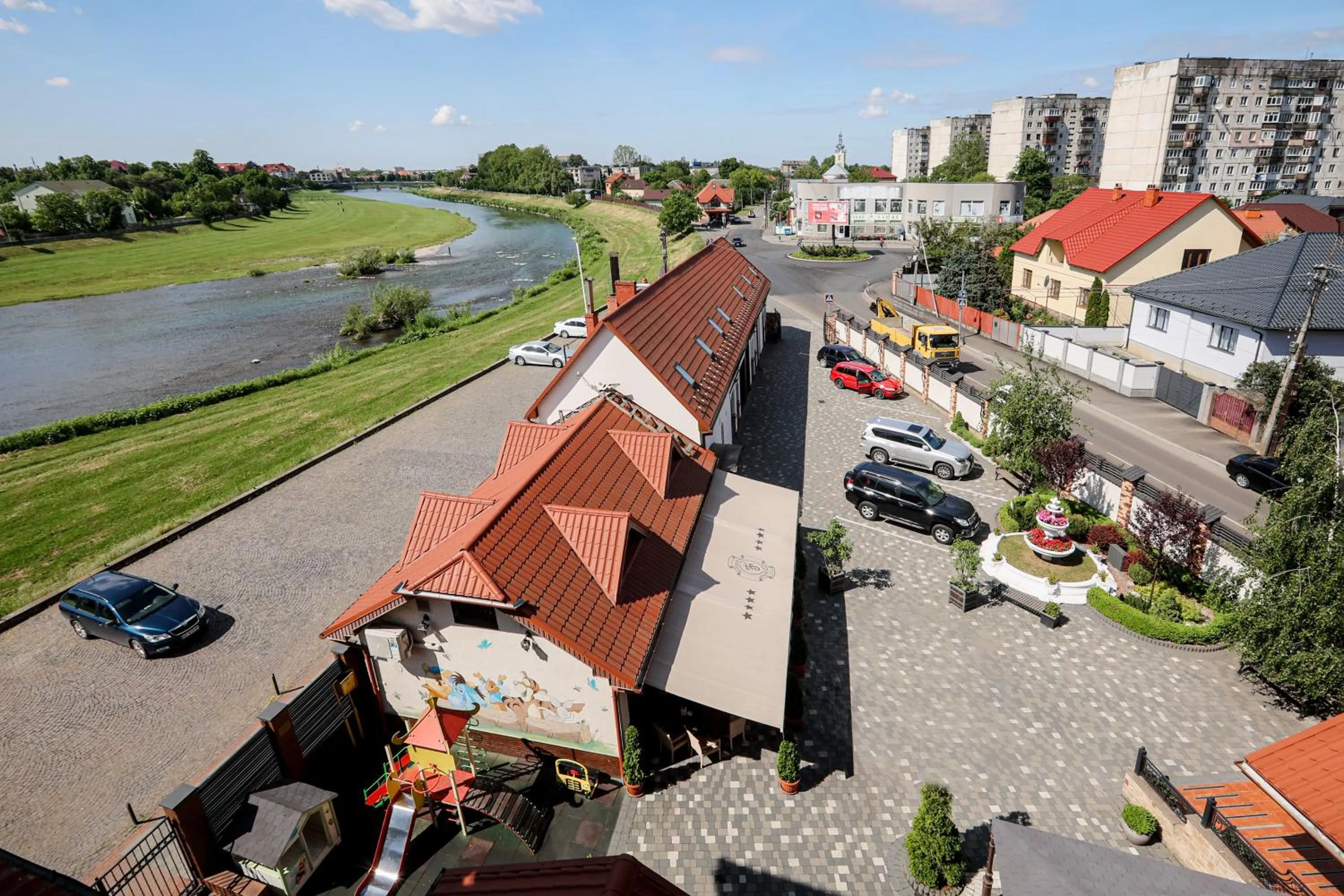 Property building in Ferdinand