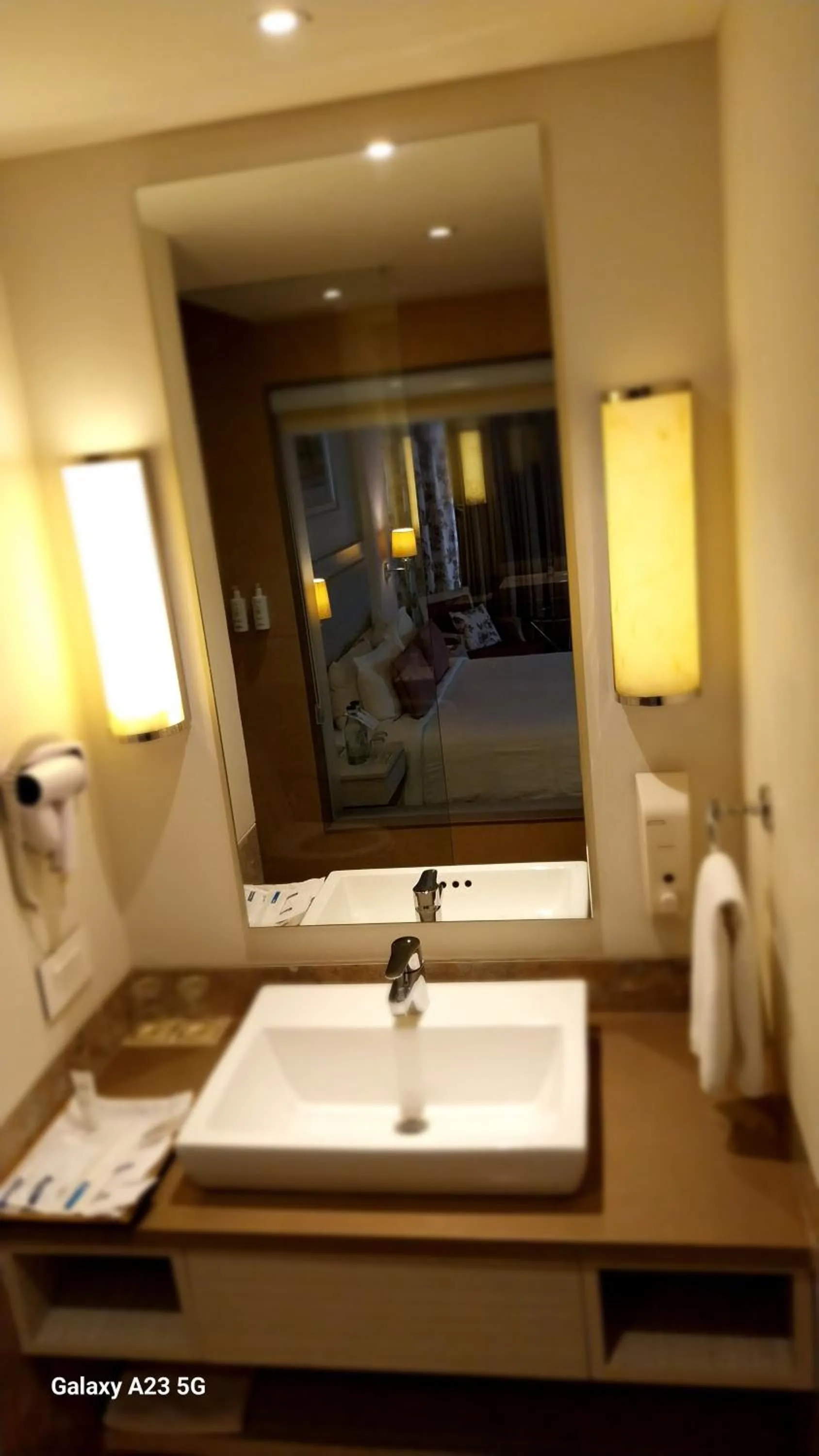 Toilet in Efcee Sarovar Premiere Bhavnagar