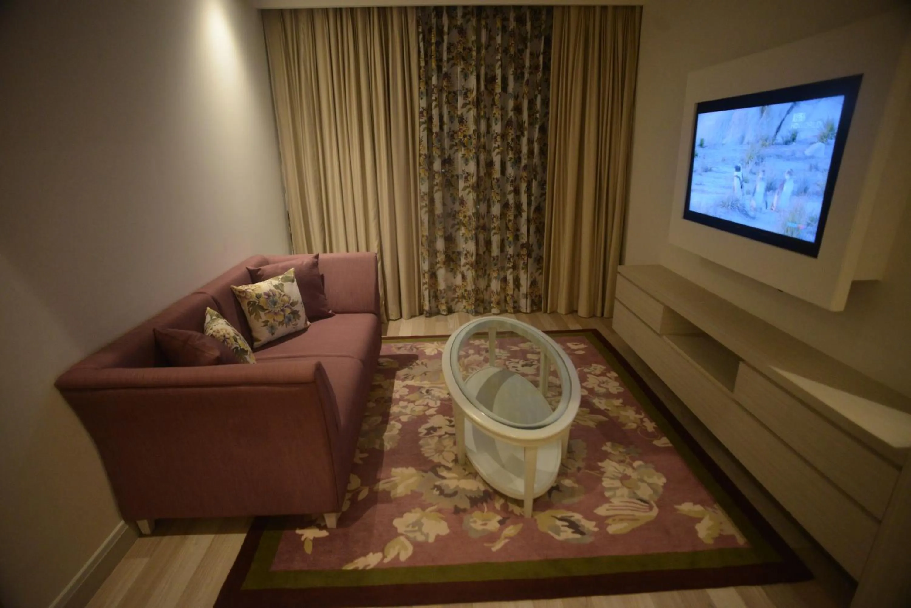 Seating area in Efcee Sarovar Premiere Bhavnagar