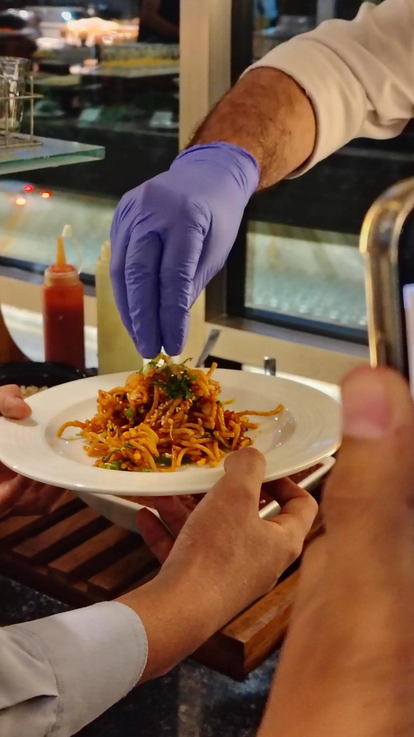 Restaurant/places to eat in Efcee Sarovar Premiere Bhavnagar