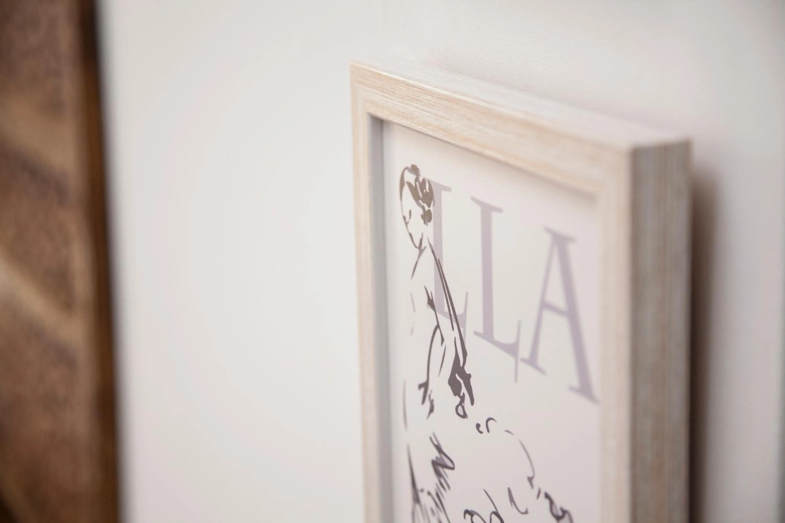 Decorative detail in Suites del Arenal Olehousing