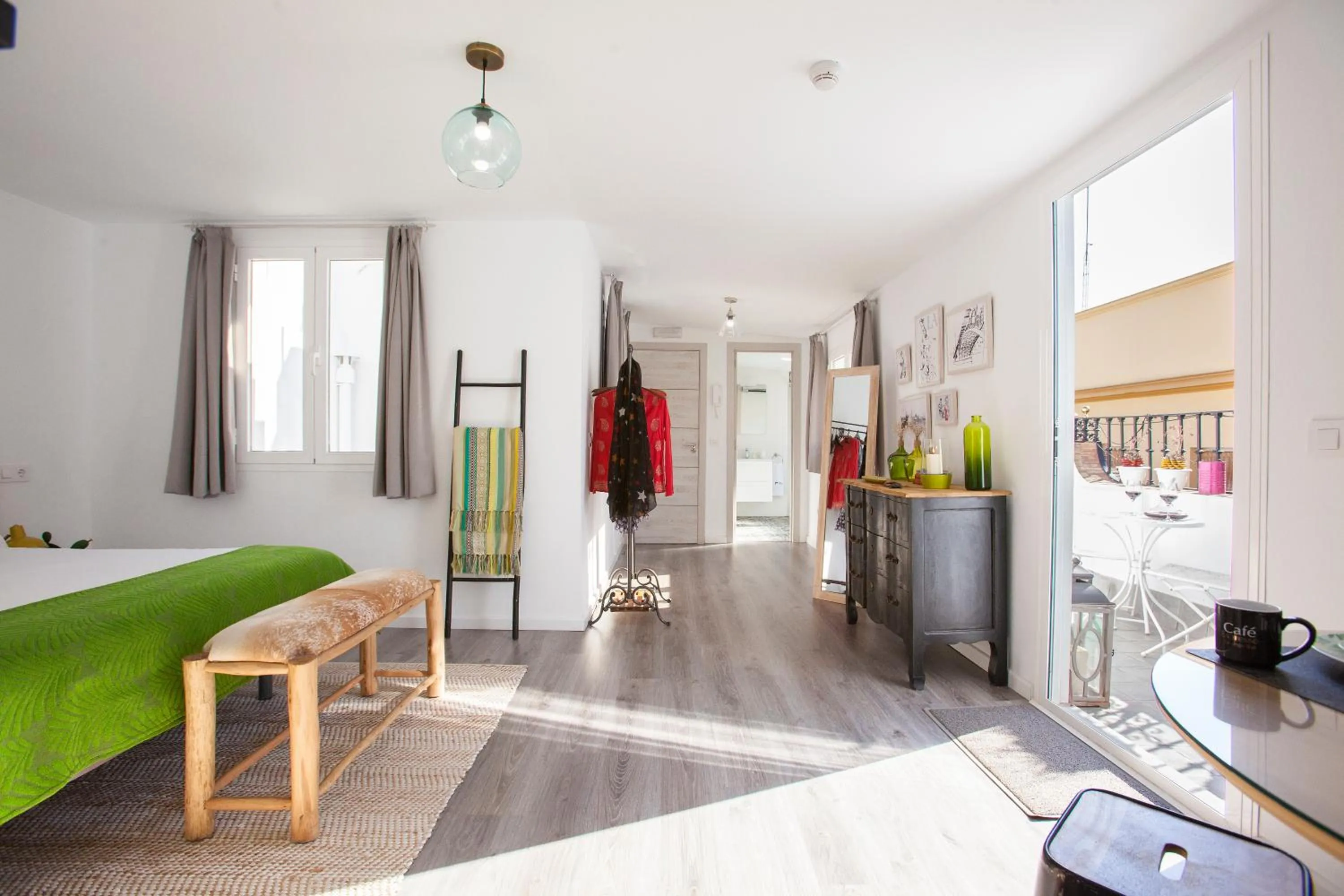 Decorative detail in Suites del Arenal Olehousing