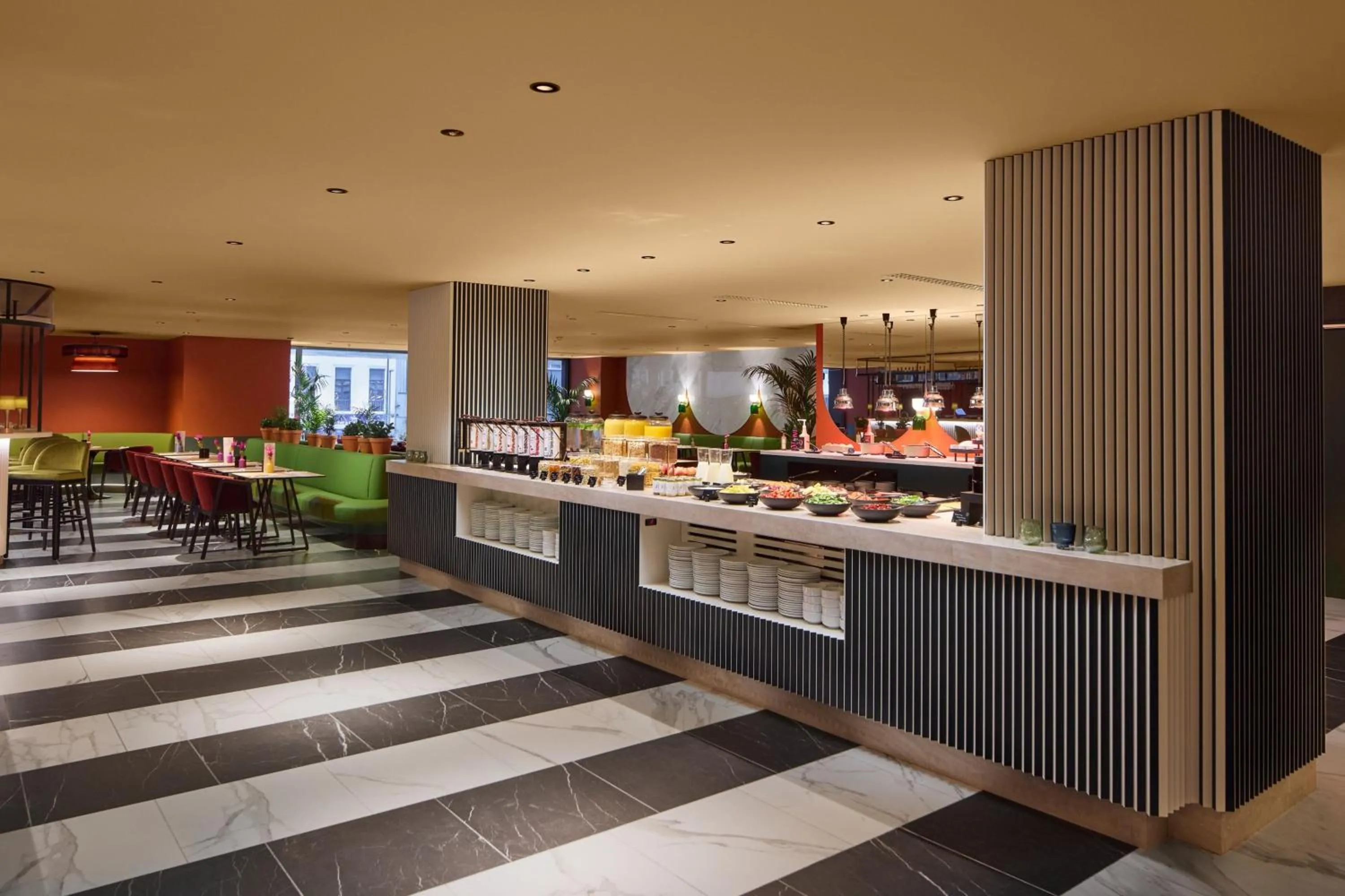 Restaurant/places to eat in Cardo Brussels, Autograph Collection