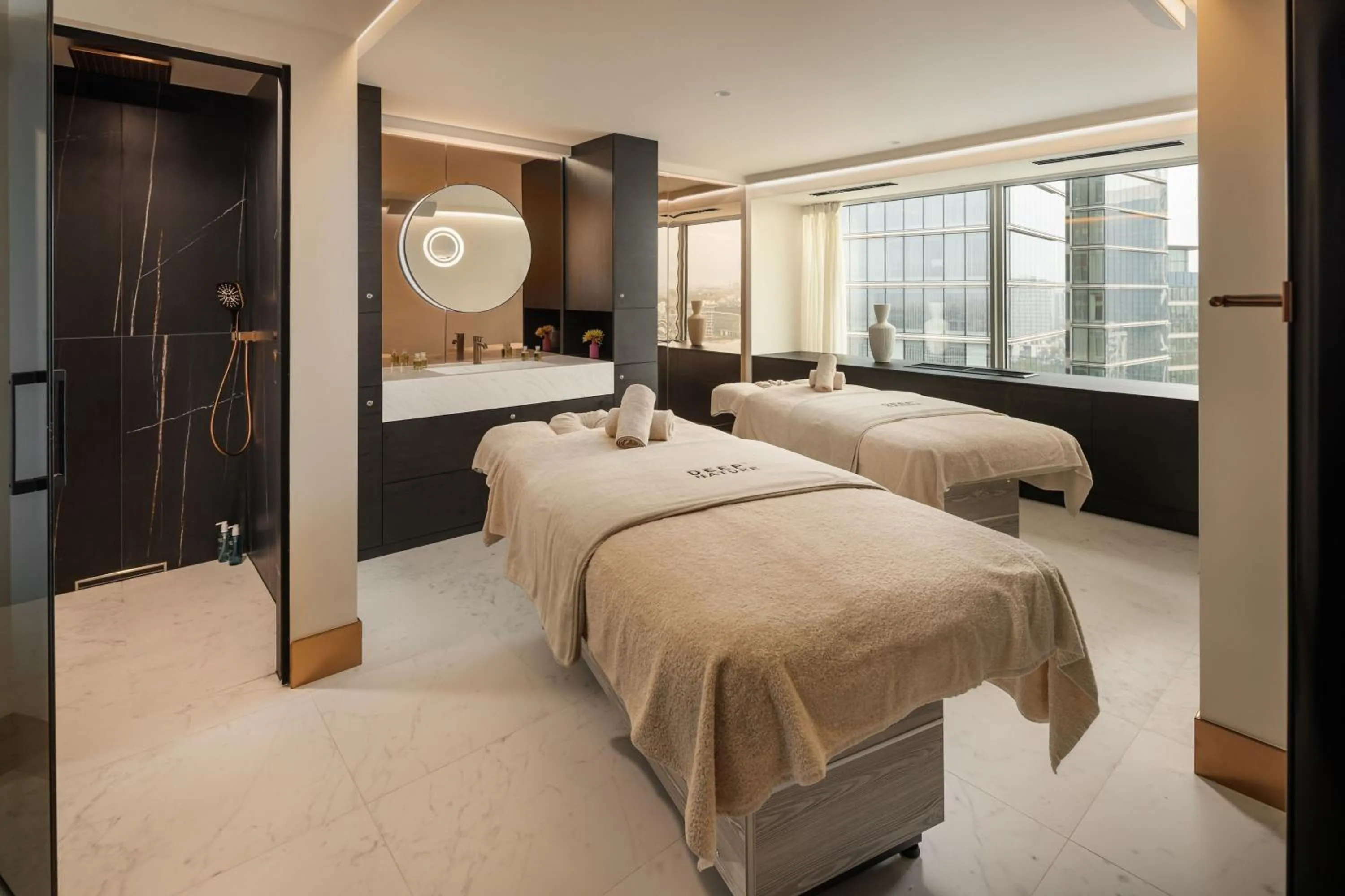 Spa and wellness centre/facilities, Bed in Cardo Brussels, Autograph Collection