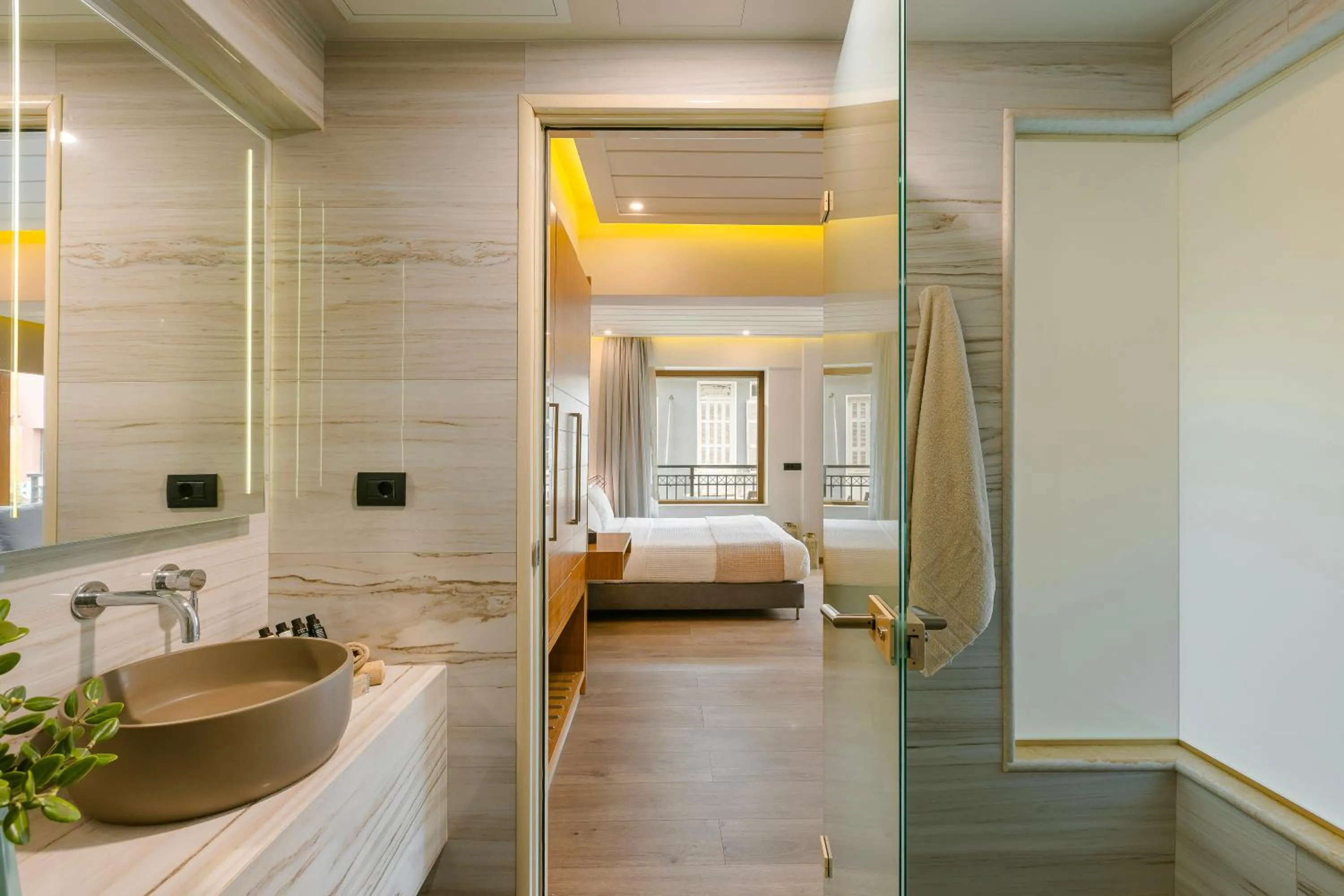 Bathroom in Querini Luxury Suites
