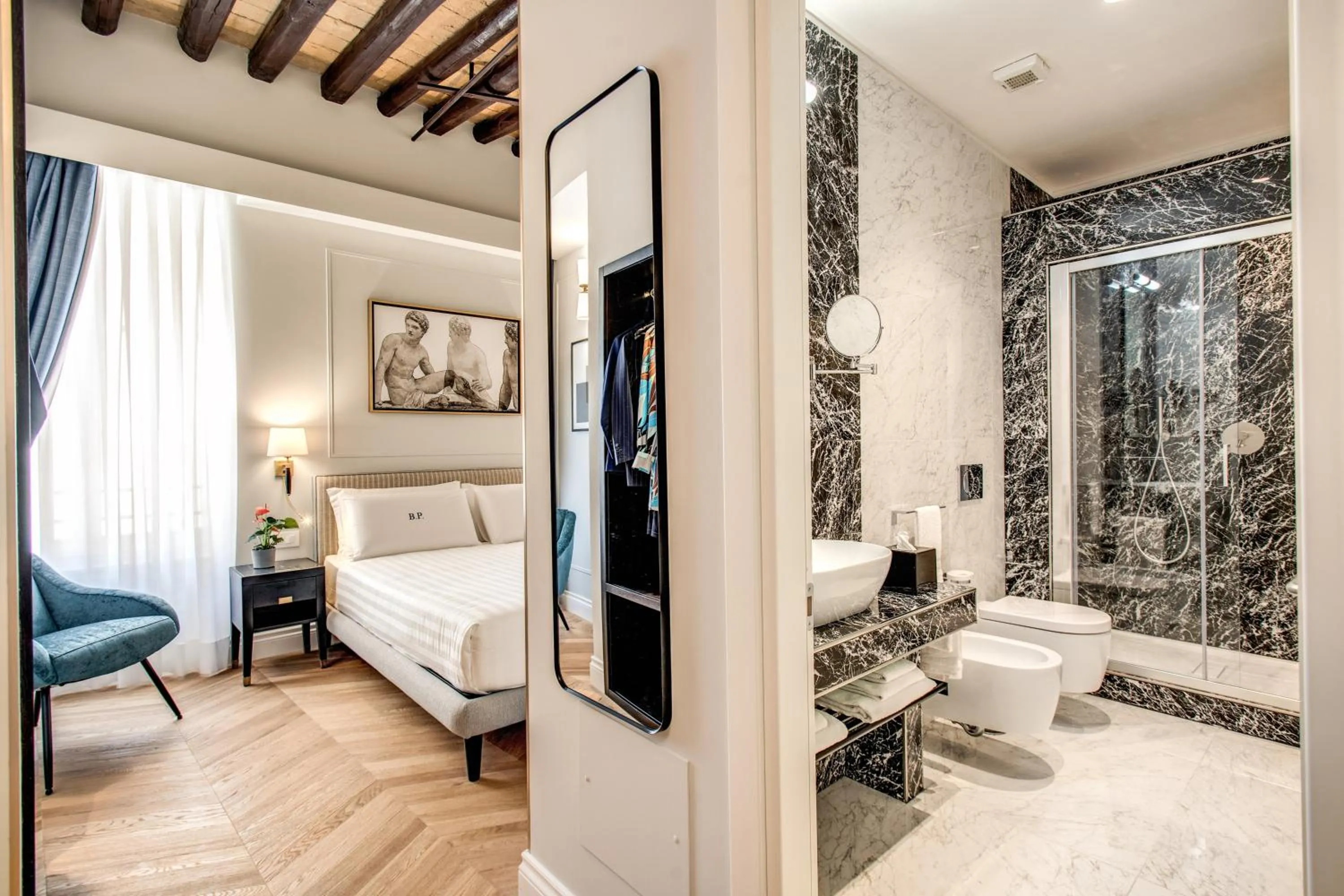Bedroom, Bed in Babuino Palace&Suites