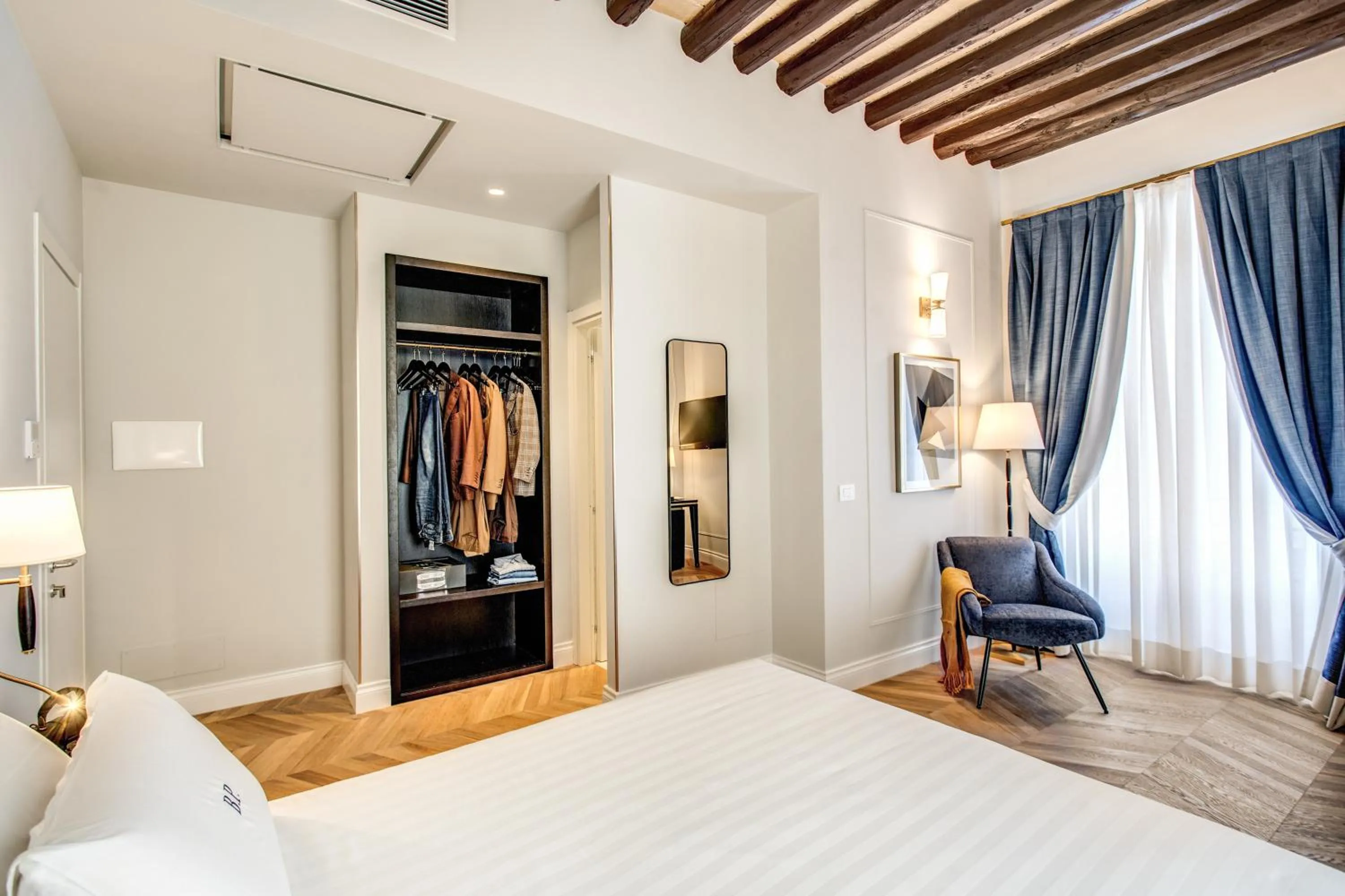 Bedroom, Bed in Babuino Palace&Suites