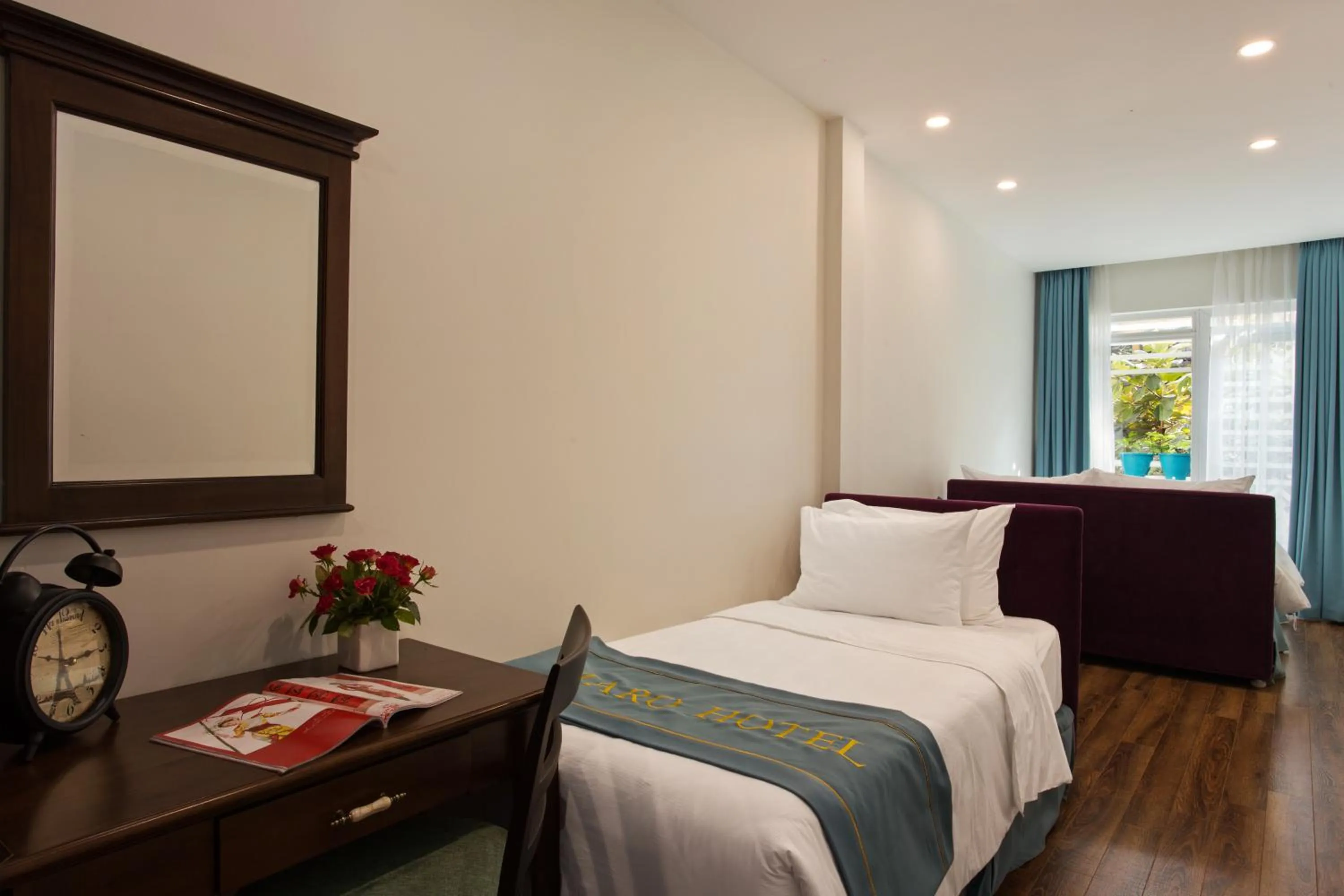 Photo of the whole room, Bed in Maro Hotel