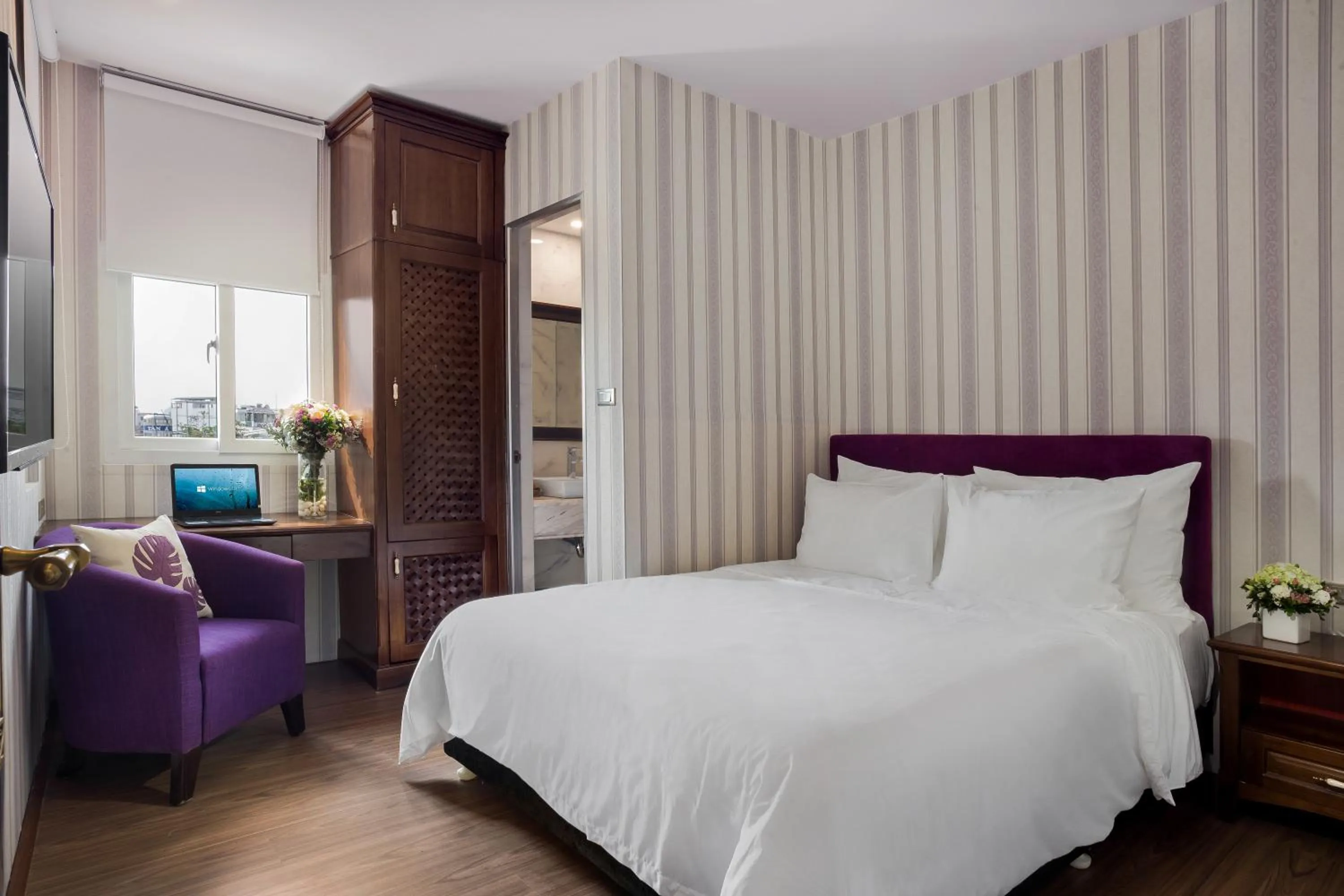 Photo of the whole room, Bed in Maro Hotel