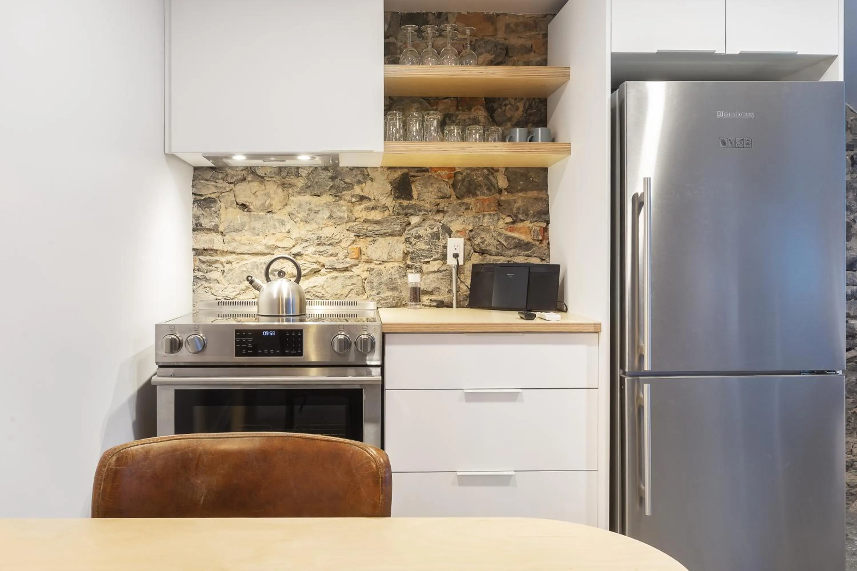 Kitchen or kitchenette in Les Lofts St-Paul - Par Les Lofts Vieux-Québec