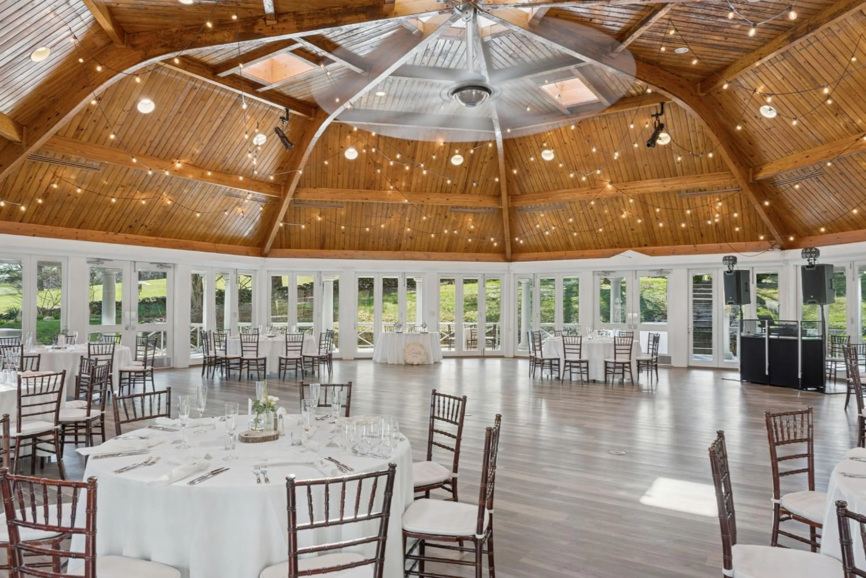 Meeting/conference room in Airlie