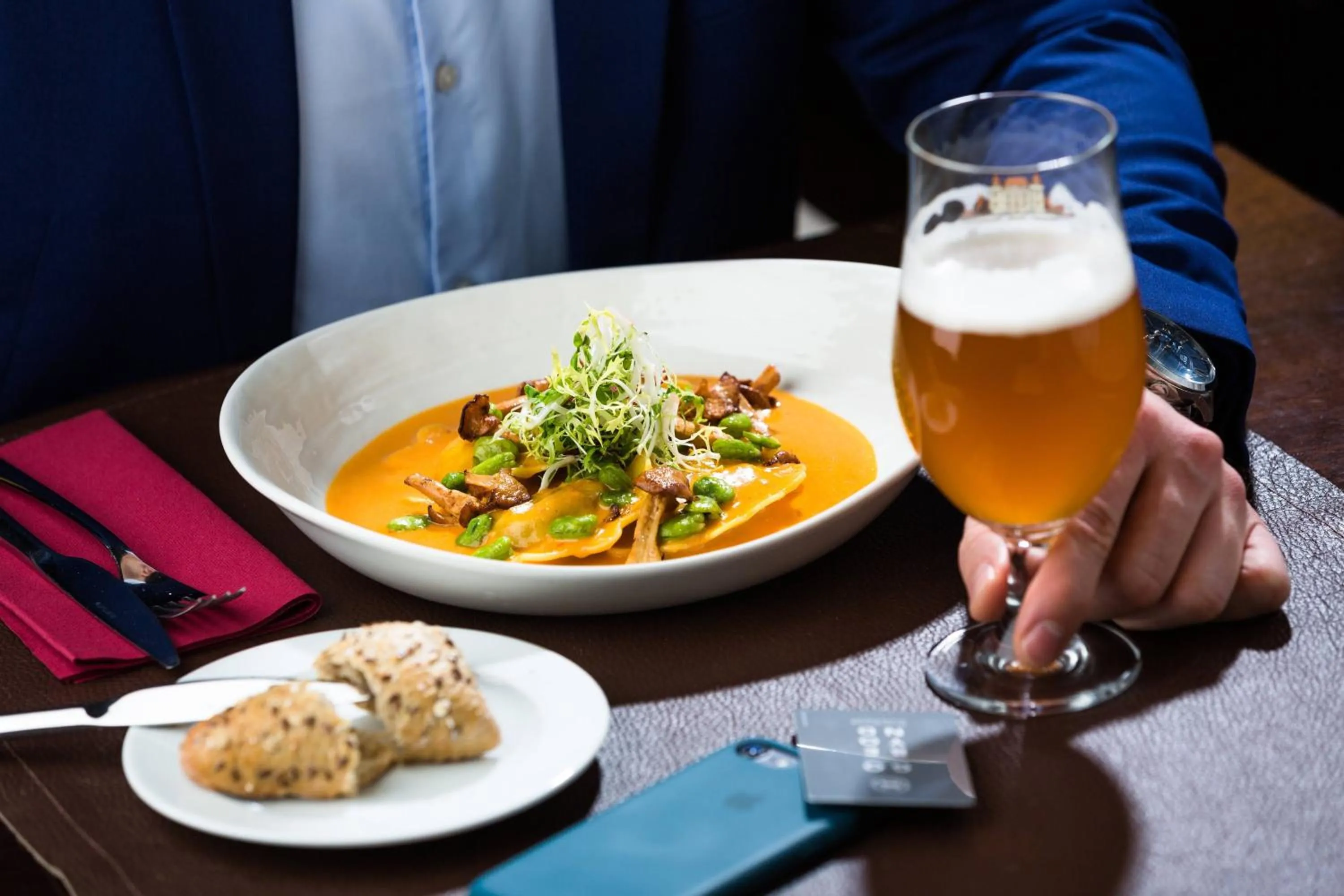 Restaurant/places to eat in Sheraton Brussels Airport Hotel