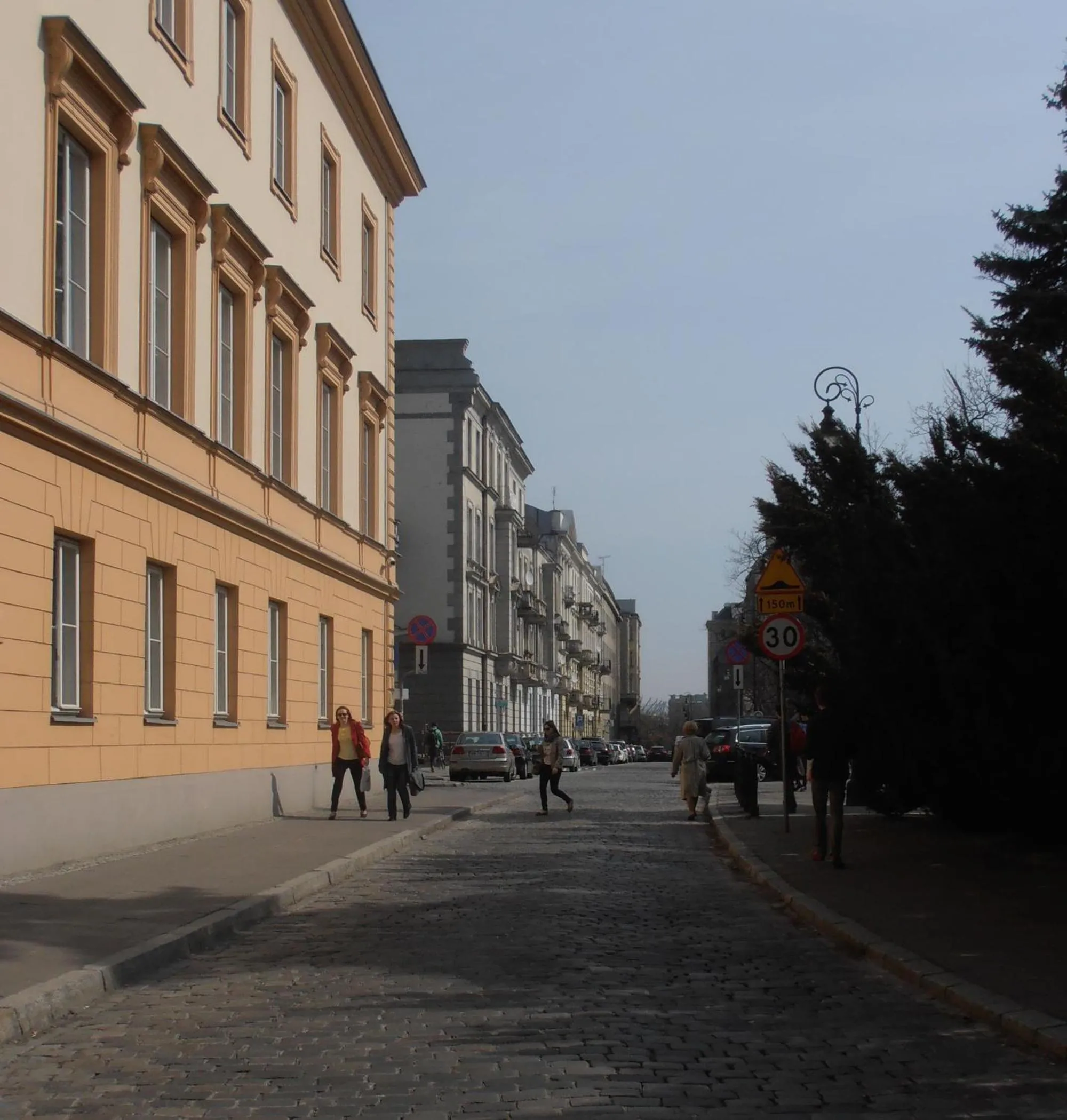 Property building in 4th Floor Bed and Breakfast