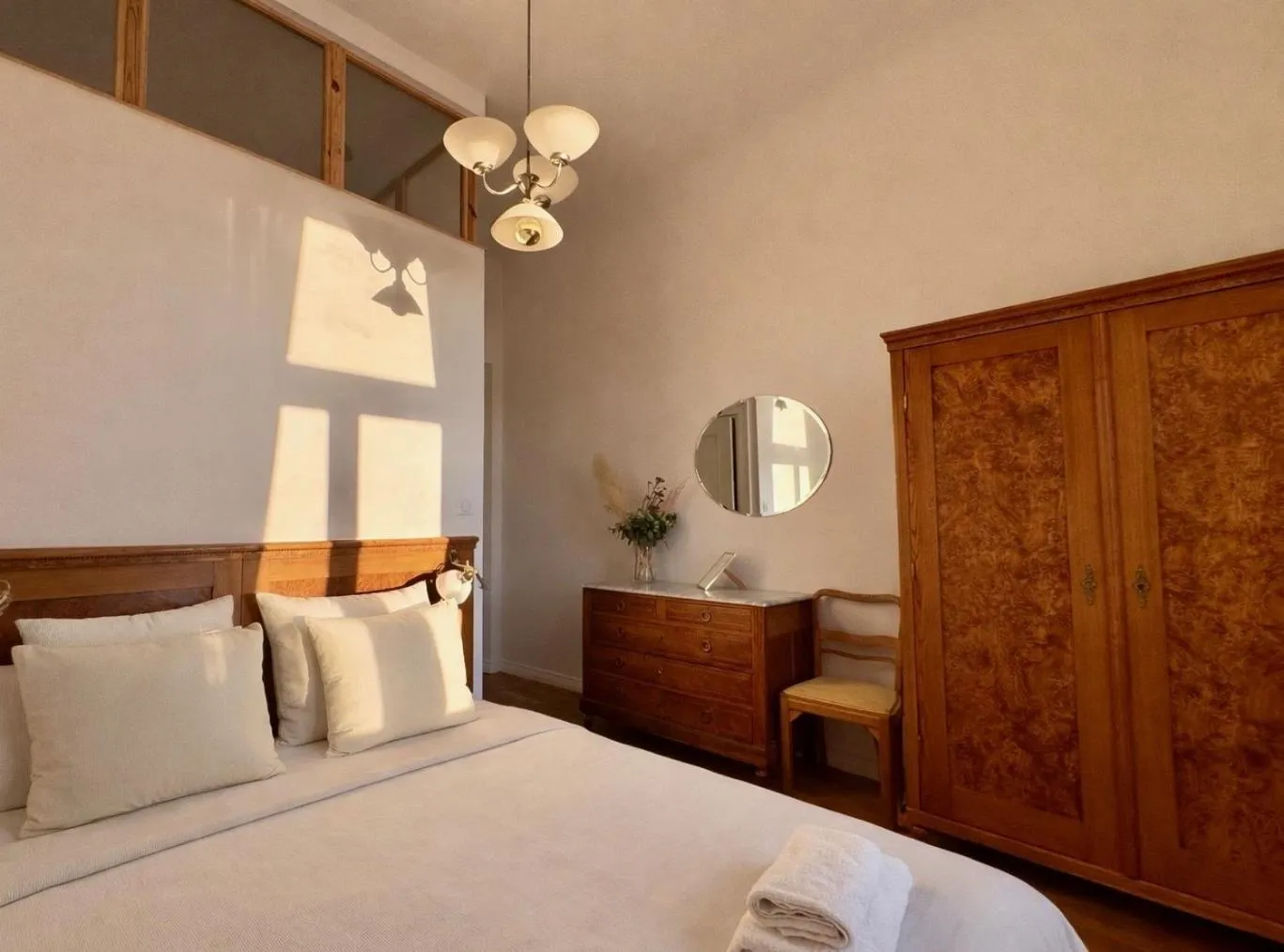 Bed in 4th Floor Bed and Breakfast