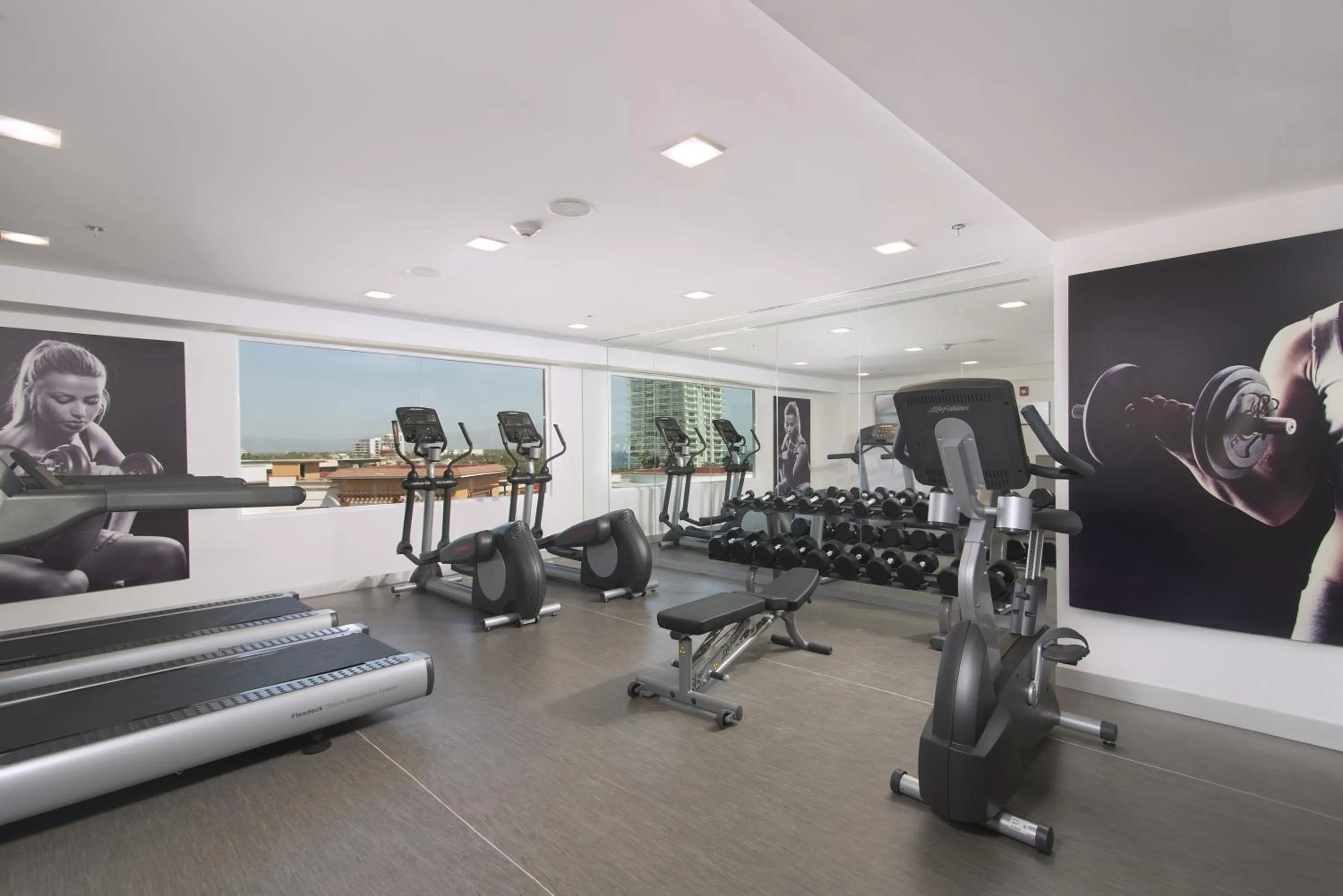 Fitness centre/facilities in Fiesta Inn Puerto Vallarta Isla
