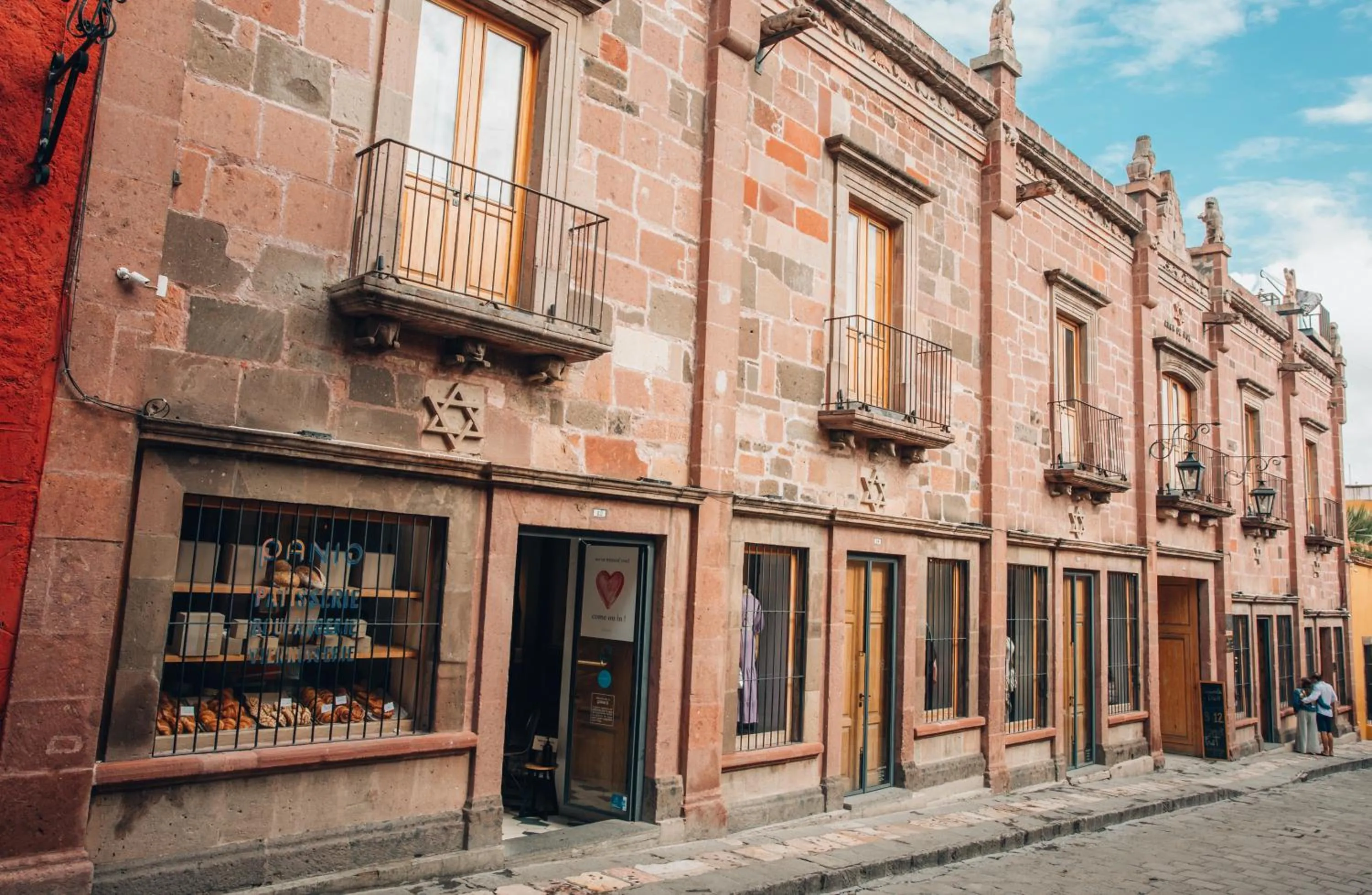 Property building in LOtel-Casa Arca