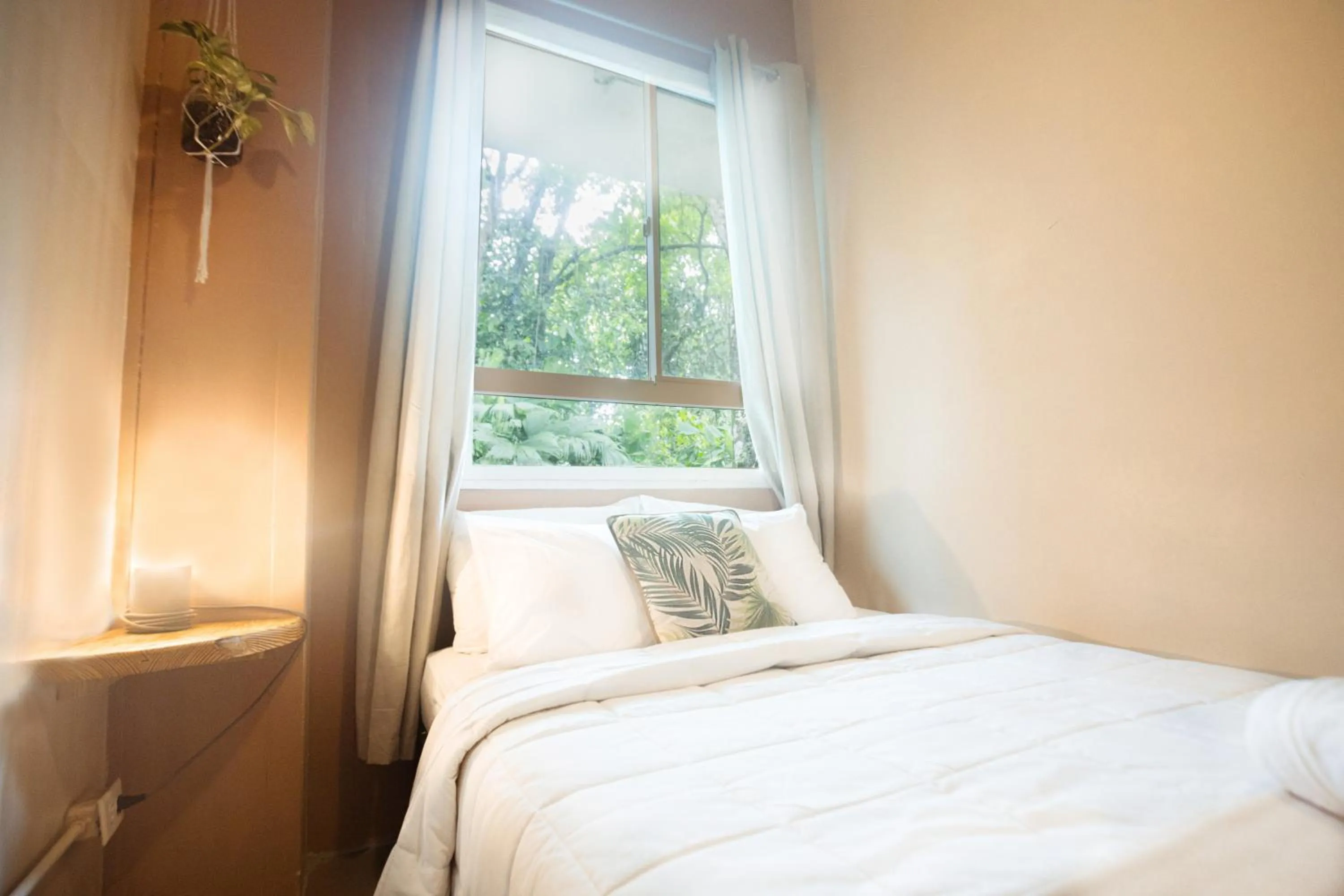 Bedroom in Socialtel Red Frog